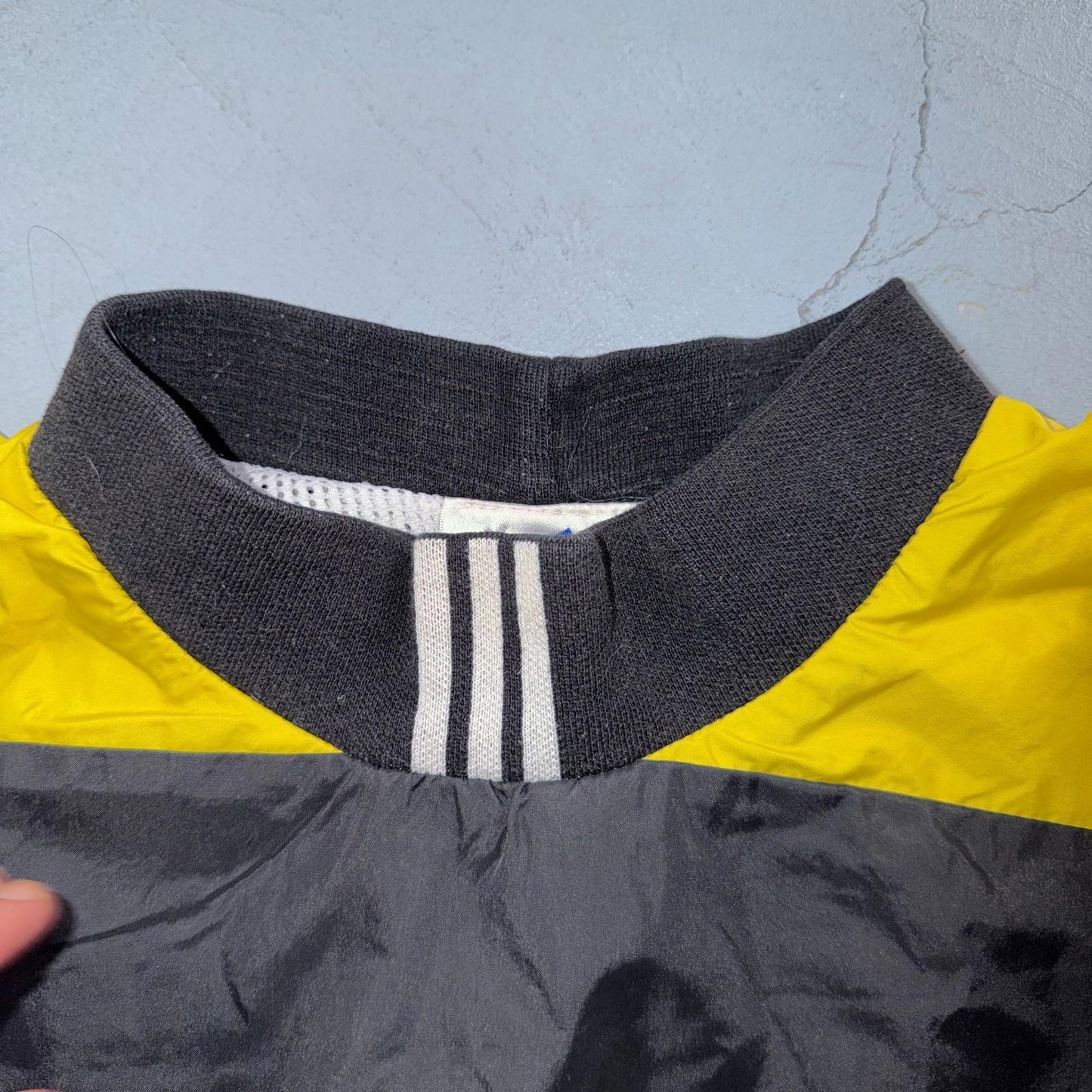 Adidas Vintage 1990s Windbreaker Pullover Black & Yellow Three Stripes Size M