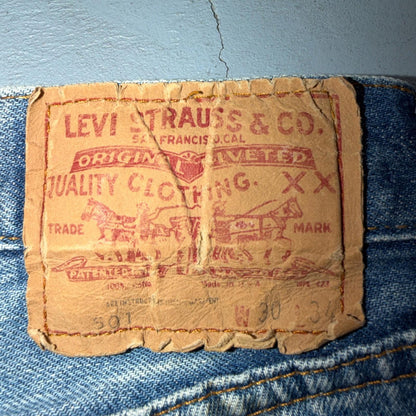 Levis 501 Vintage 80s Redline Selvedge USA XX Jeans Light Wash 30x34 Act 28x29