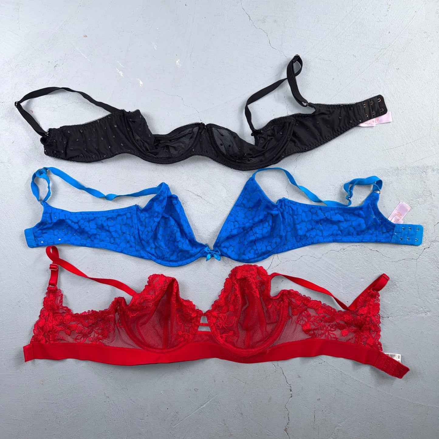 B.Temp’d Women’s Unlined Lace Bra Red Blue Black Purple 36 Lot of 3 C and D