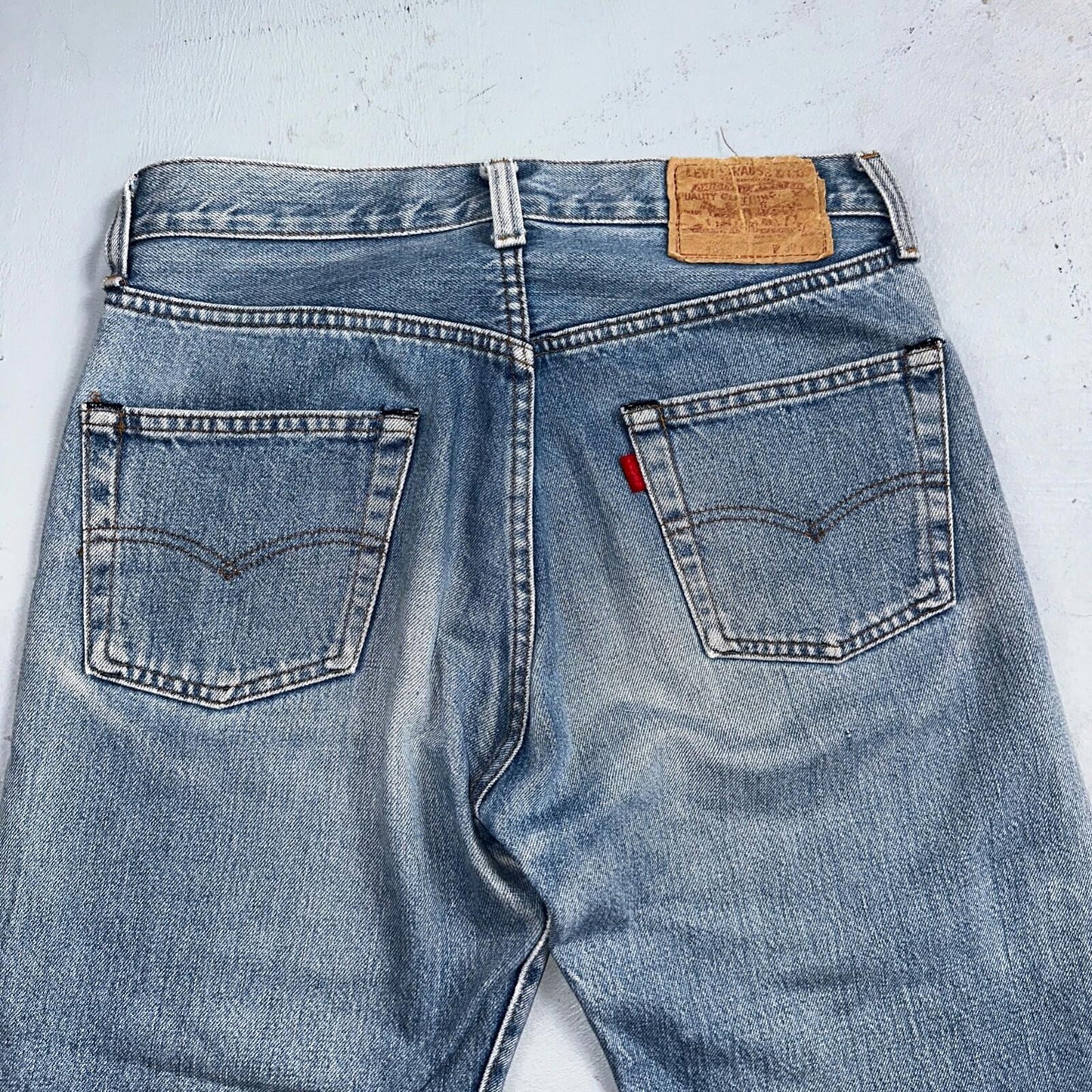 Levis 501 Vintage 80s Redline Selvedge USA XX Jeans Light Wash 30x36 Act 29x25