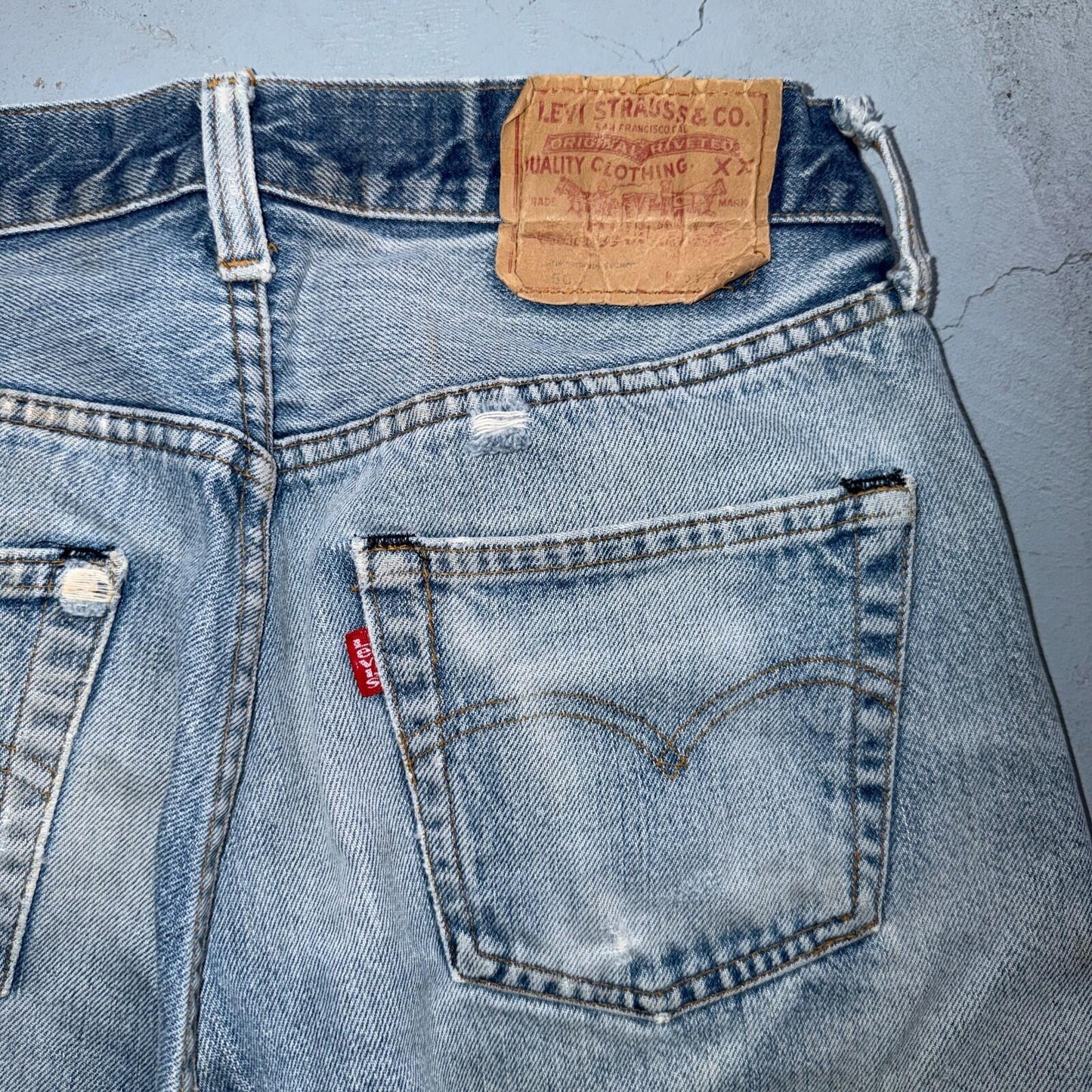 Levis 501 Vintage 80s Redline Selvedge USA XX Jeans Light Wash 31x36 Act 28x30