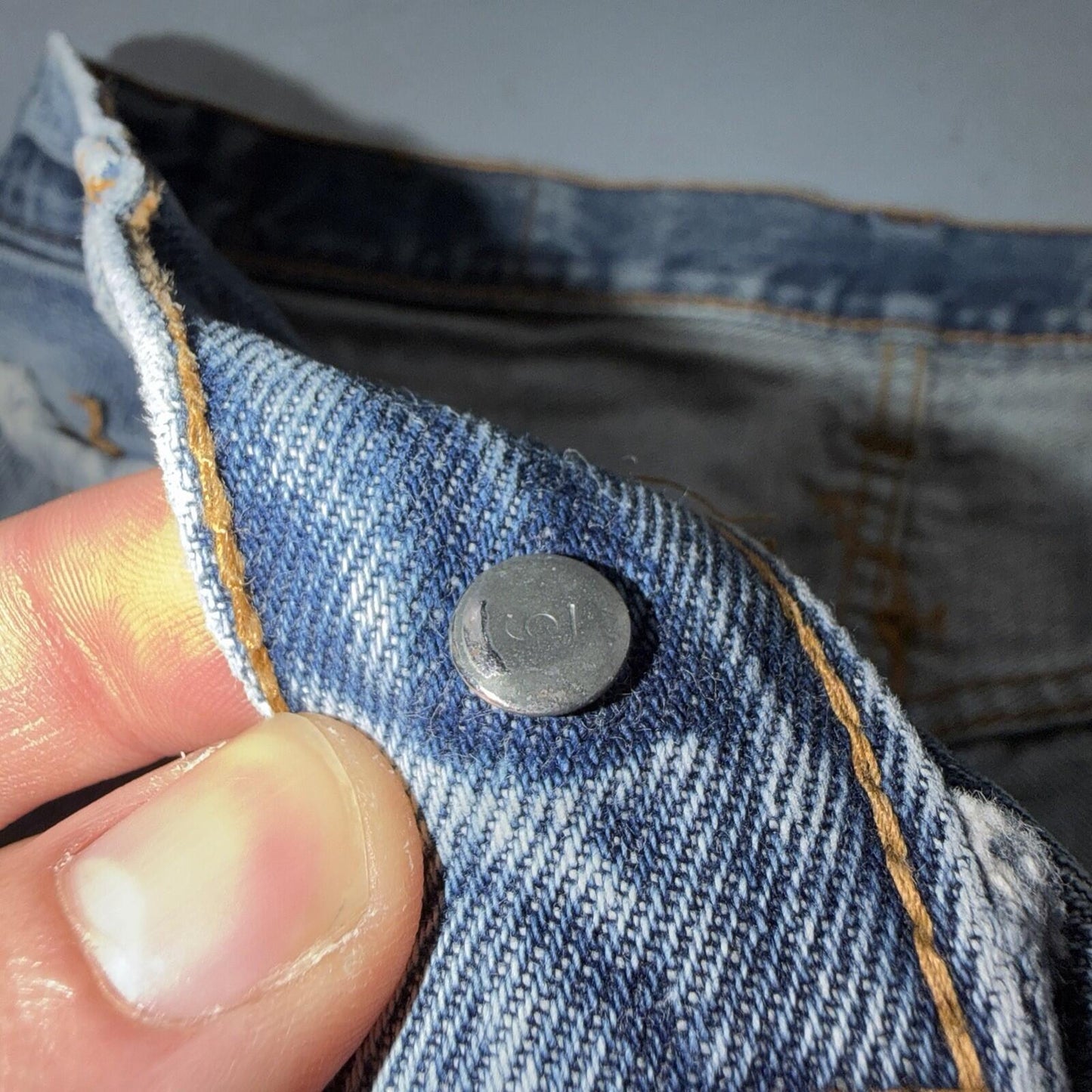 Levis 501 Vintage 80s Redline Selvedge USA XX Jeans Light Wash 31x27 Skinny