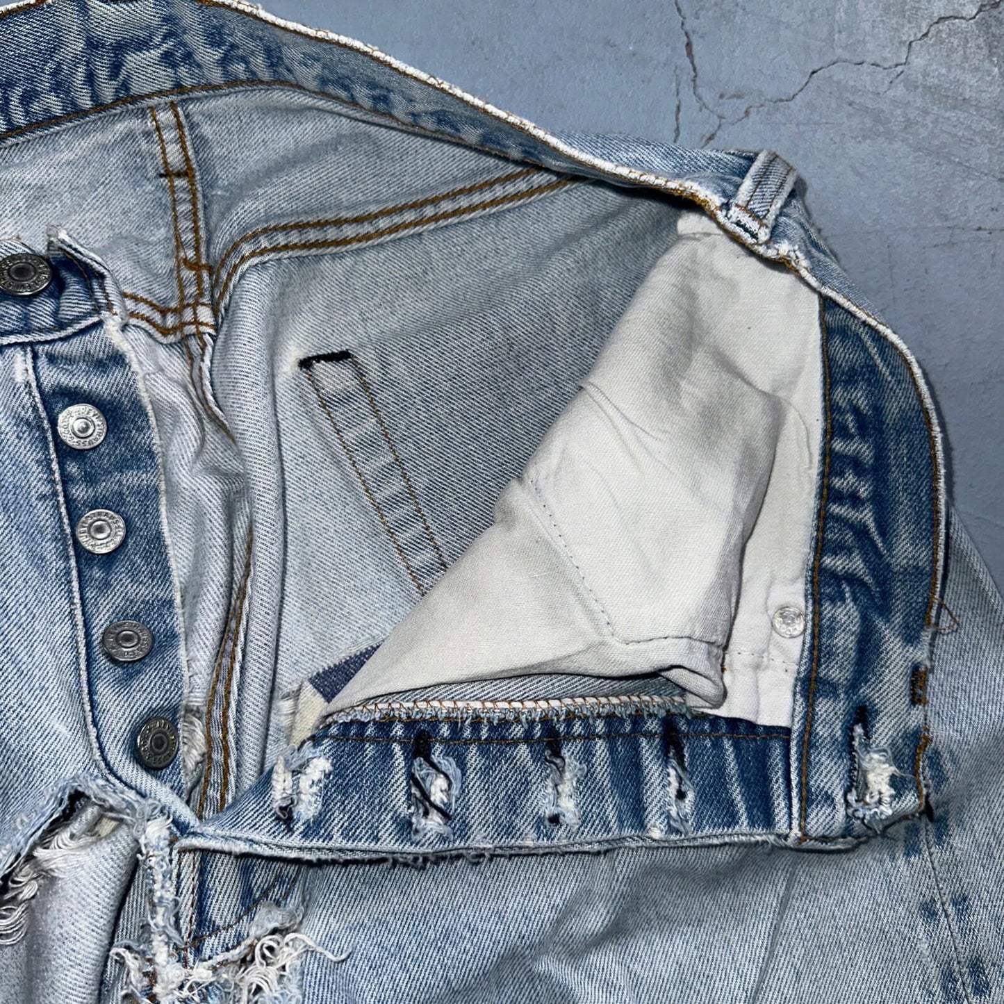 Levis 501 Vintage 80s Redline Selvedge USA XX Jeans Light Wash 30x38 Act 28x33