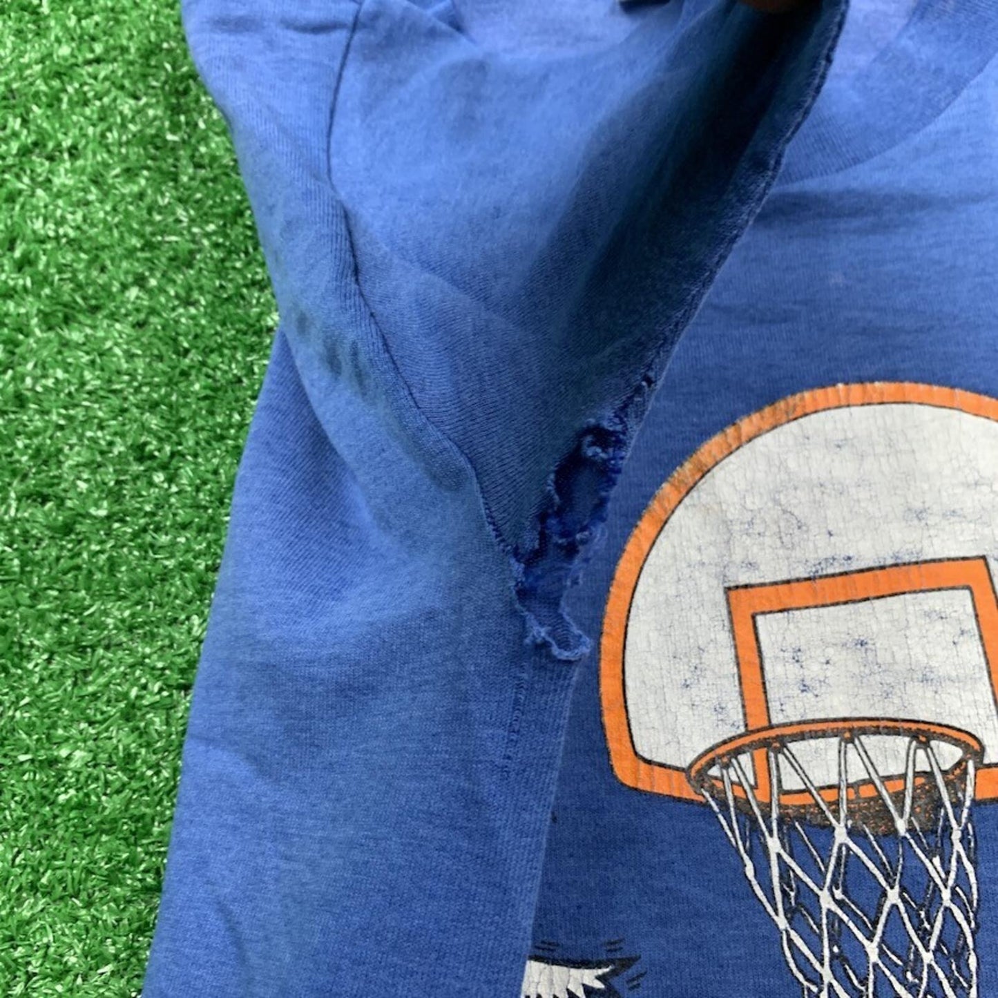 Vintage Nike T Shirt Mens Small Fowl Shot Owl Cartoon Basketball Jordan 90s