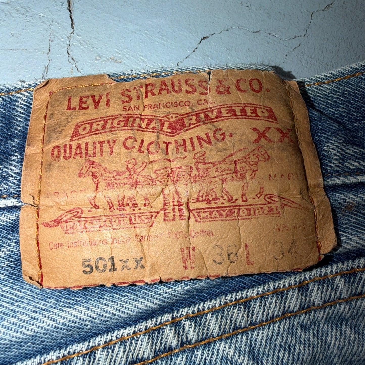 Levis 501 Vintage 90s Y2K XX Straight Leg Jeans Blue Light Wash 36x34 Act 34x29