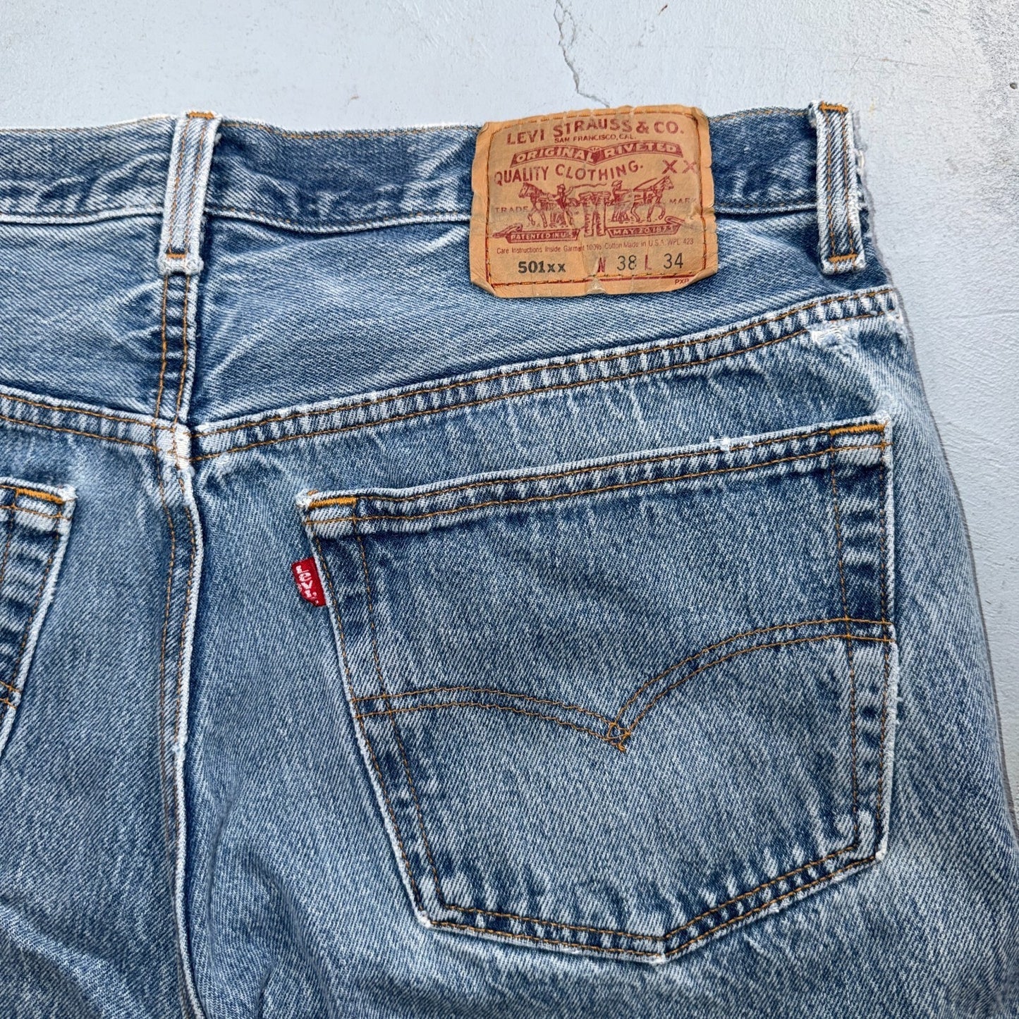 Levis 501 Vintage 90s USA XX Straight Leg Jeans Blue Light Wash 38x34 Act 34x29