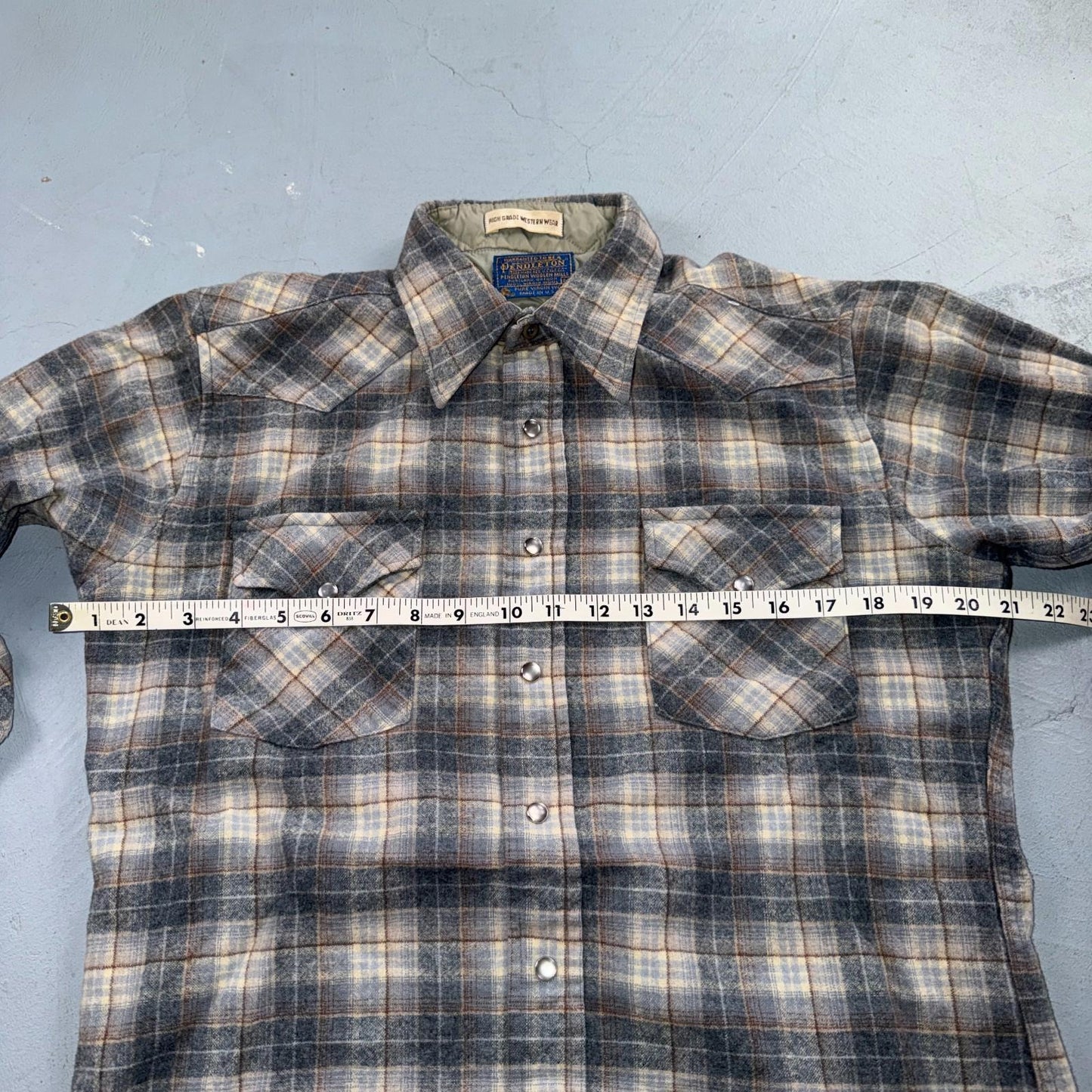 Pendleton VTG 100% Virgin Wool Western Plaid Shirt Pearl Snap Gray High Grade