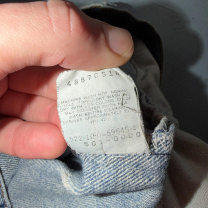 Levis 501 Vintage 90s USA XX Straight Leg Jeans Blue Light Wash 29x32 Act 28x28