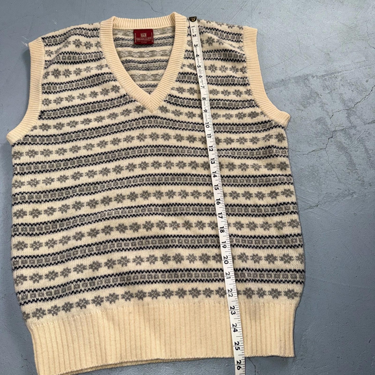 VTG Nordstrom Sweater Vest V-Neck 100% Lambs Wool Womens Size Large Striped