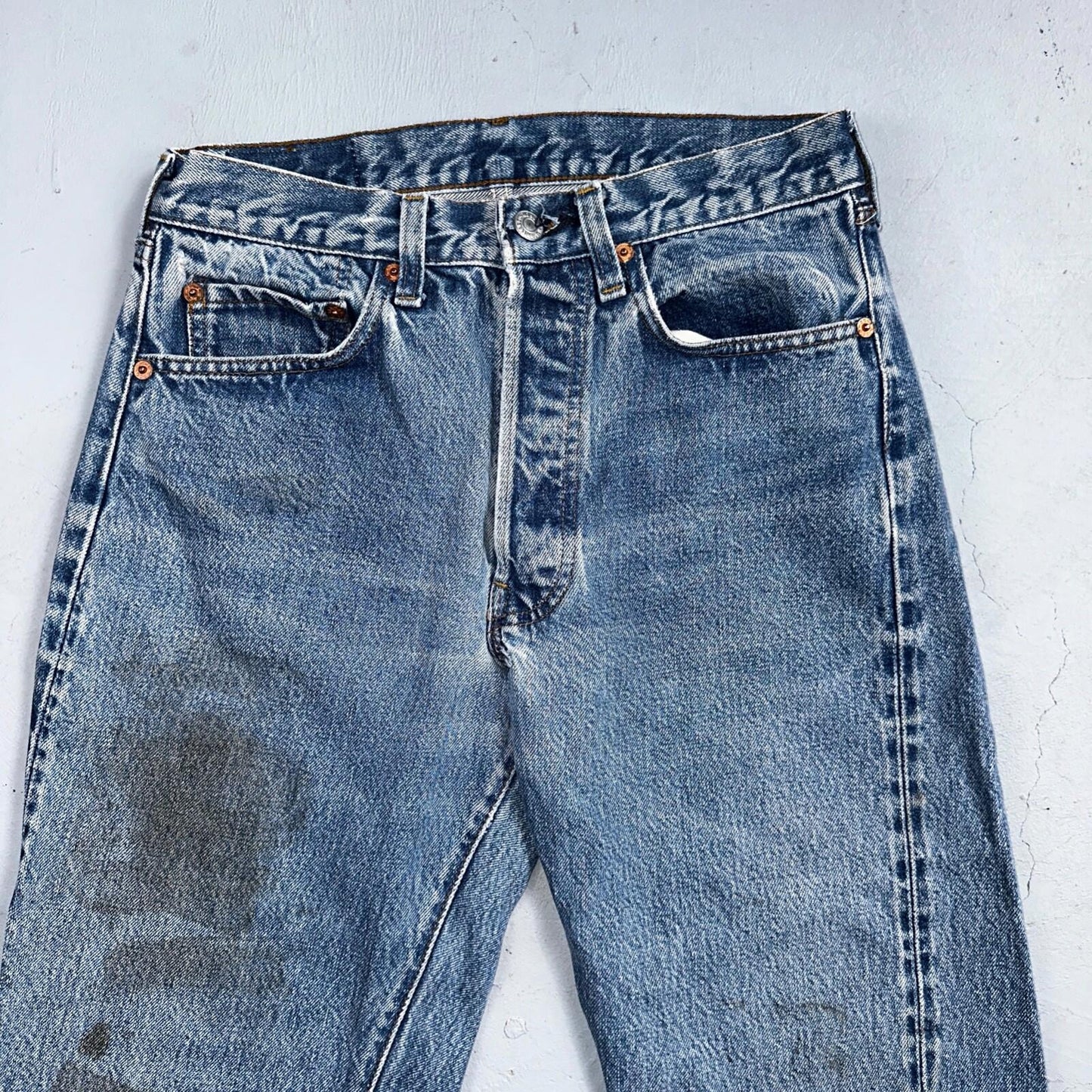 Levis 501 Vintage 80s Redline Selvedge USA XX Jeans Light Wash Stained Act 28X33
