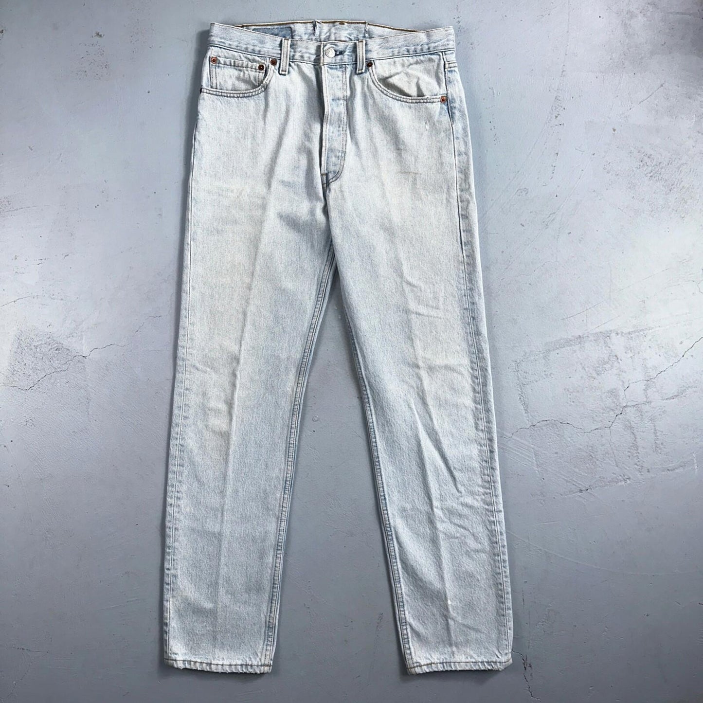 Levis 501 Vintage 90s USA XX Straight Leg Jeans Blue Light Wash 33x34 Act 31x32