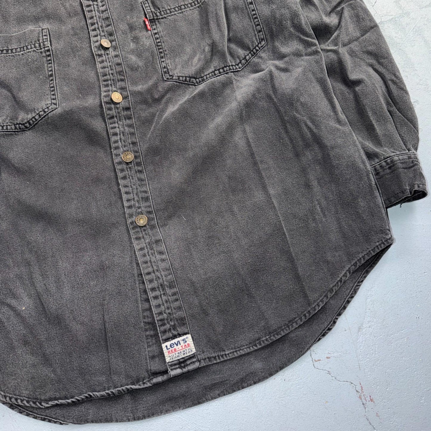 Levis Red Tab Black Denim Longsleeve Button Up Shirt Size M VTG Style Faded