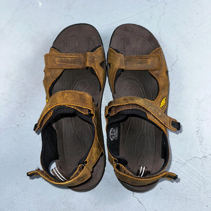 Keen US Mens Size 13 M Targhee III Open Toe Adjustable Waterproof Sandal Brown