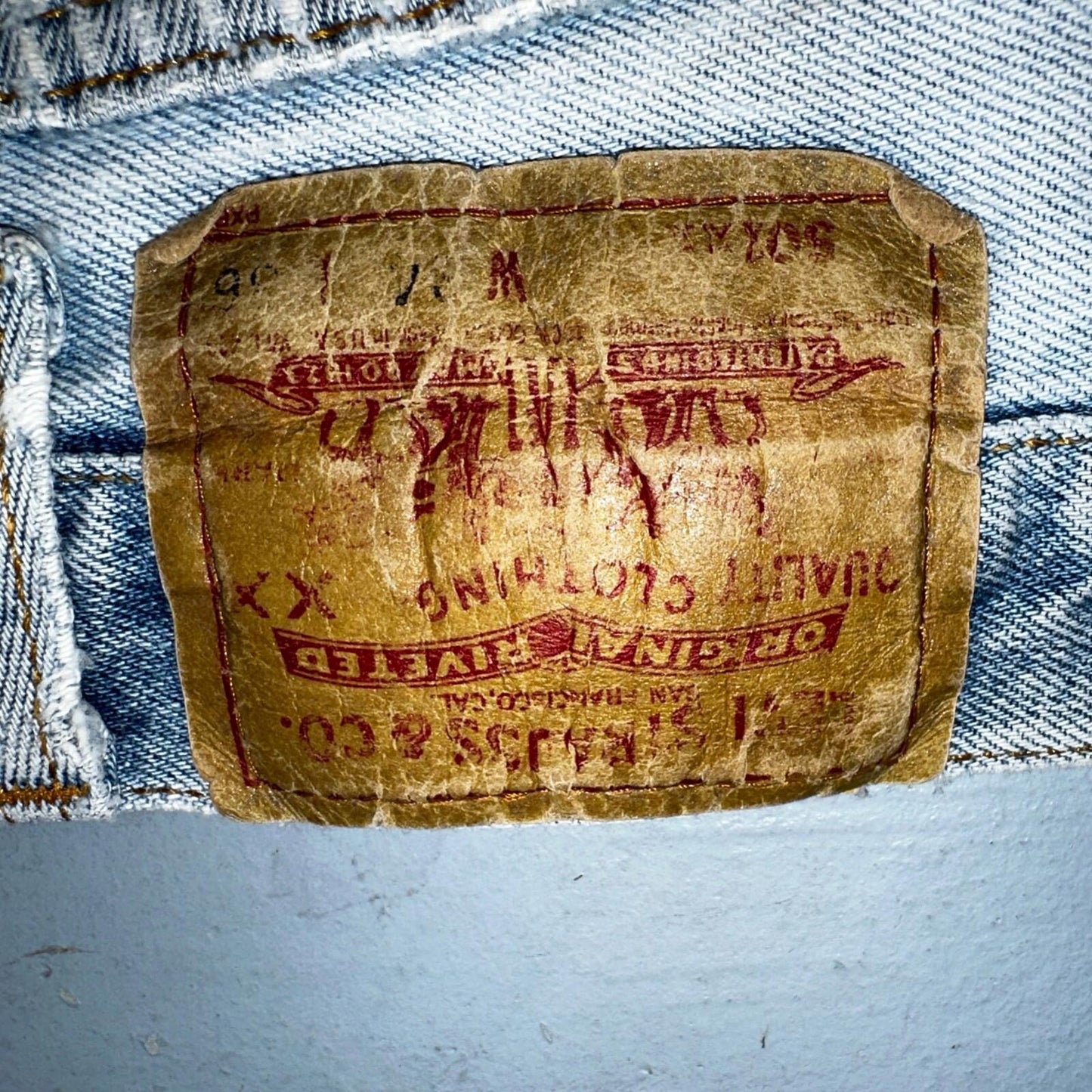 Levis 501 Vintage 90s USA XX Straight Leg Jeans Blue Light Wash 34x36 Act 31x31