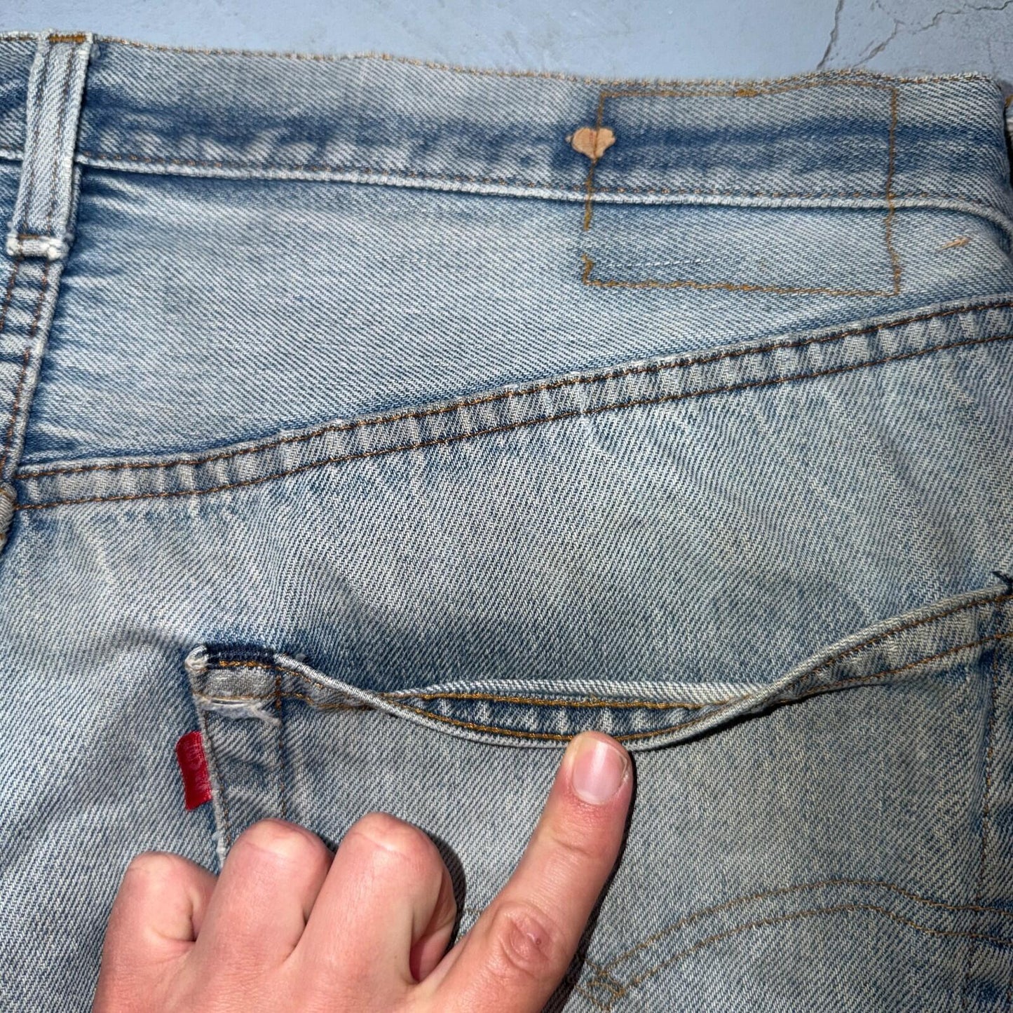 Levis 501 Vintage 80s Redline Selvedge USA XX Jeans Light Wash 40x30 Act 38x26