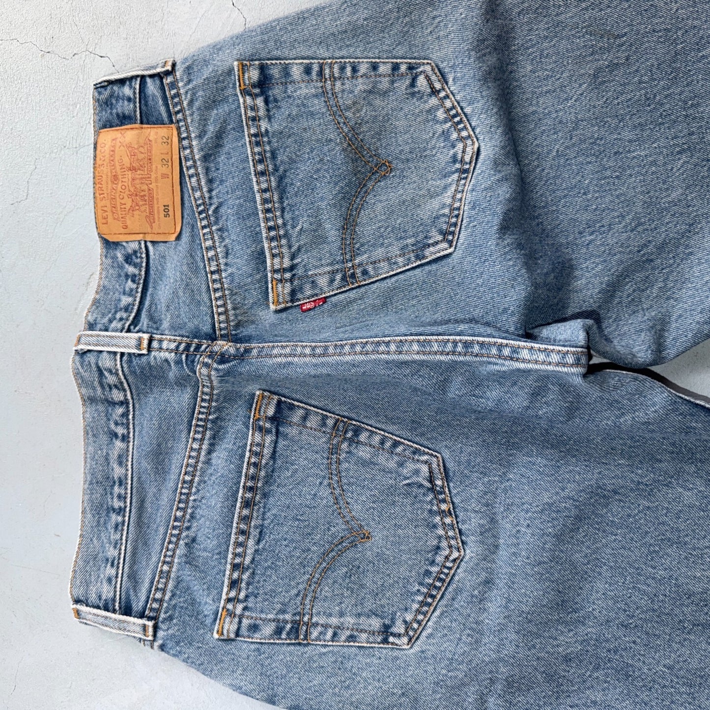 Levis 501 Vintage 90s Y2K XX Straight Leg Jeans Blue Light Wash 32x32 Act 31x30