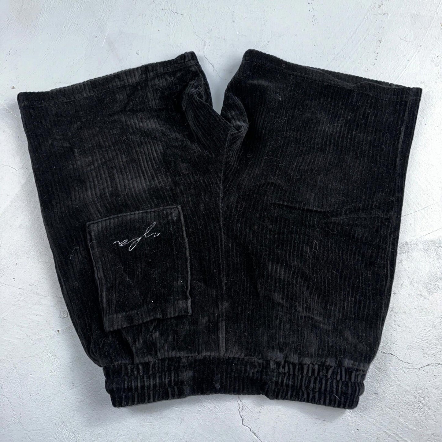 YoungLA Soft Corduroy Black Drawstring Shorts Men's Small Inseam 6" Athletic
