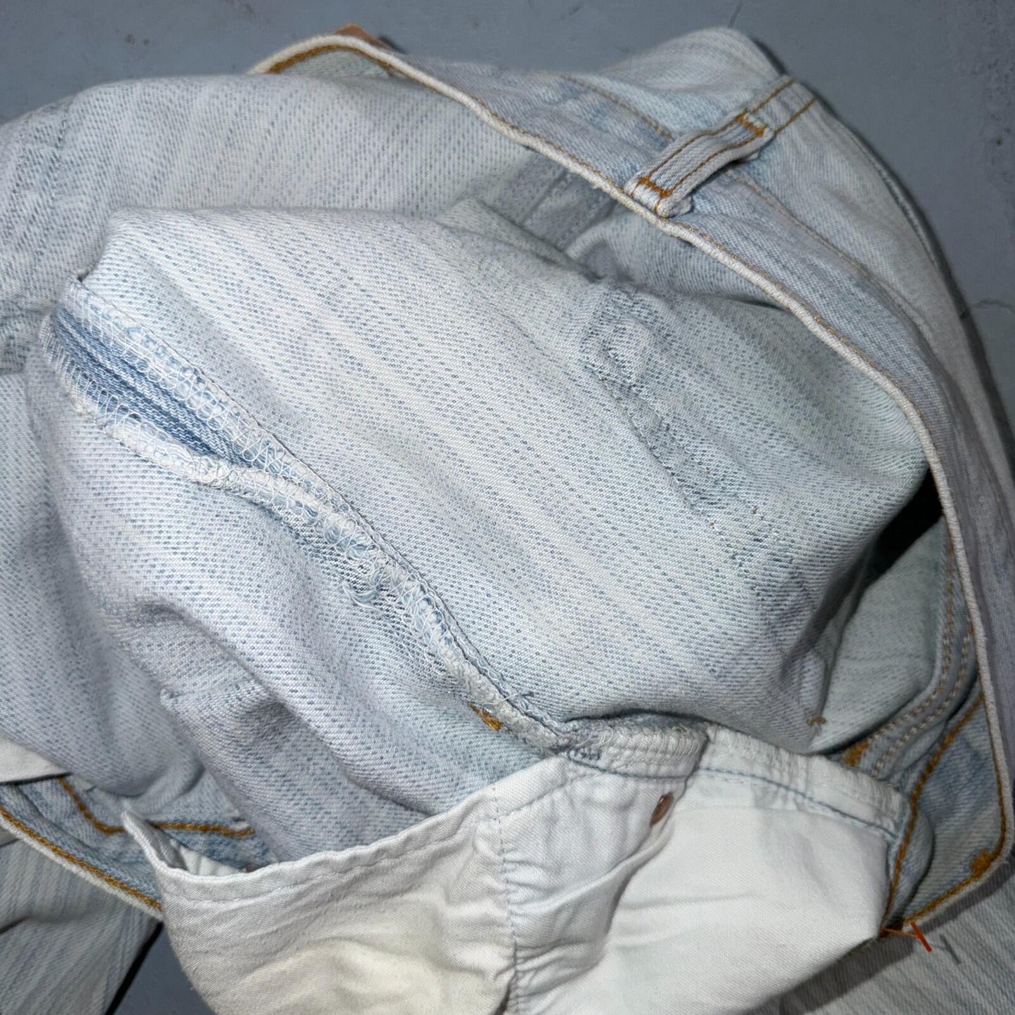 Levis 501 Vintage Y2K 90s XX Straight Leg Jeans Blue Light Wash Stripe Act 33x29