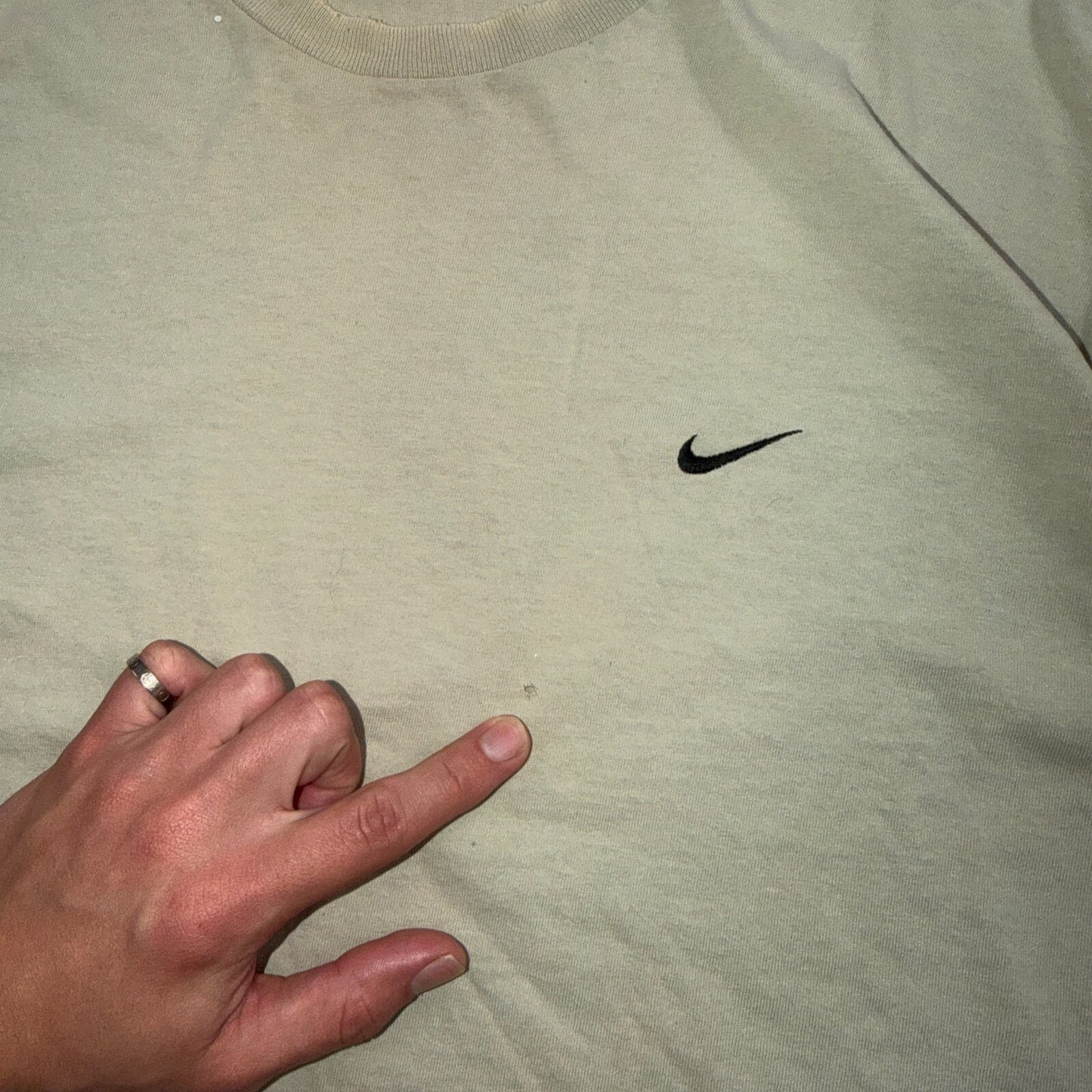 Nike Tan Swoosh Basic 90s VTG T Shirt 1990s USA Gym Boxy Fit Cool Travis Scott