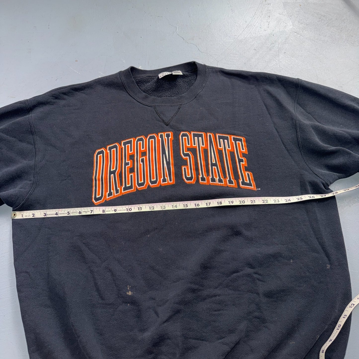 Oregon State VTG Beavers OSU Football Sweatshirt Size 2XL Thrashed 90s USA