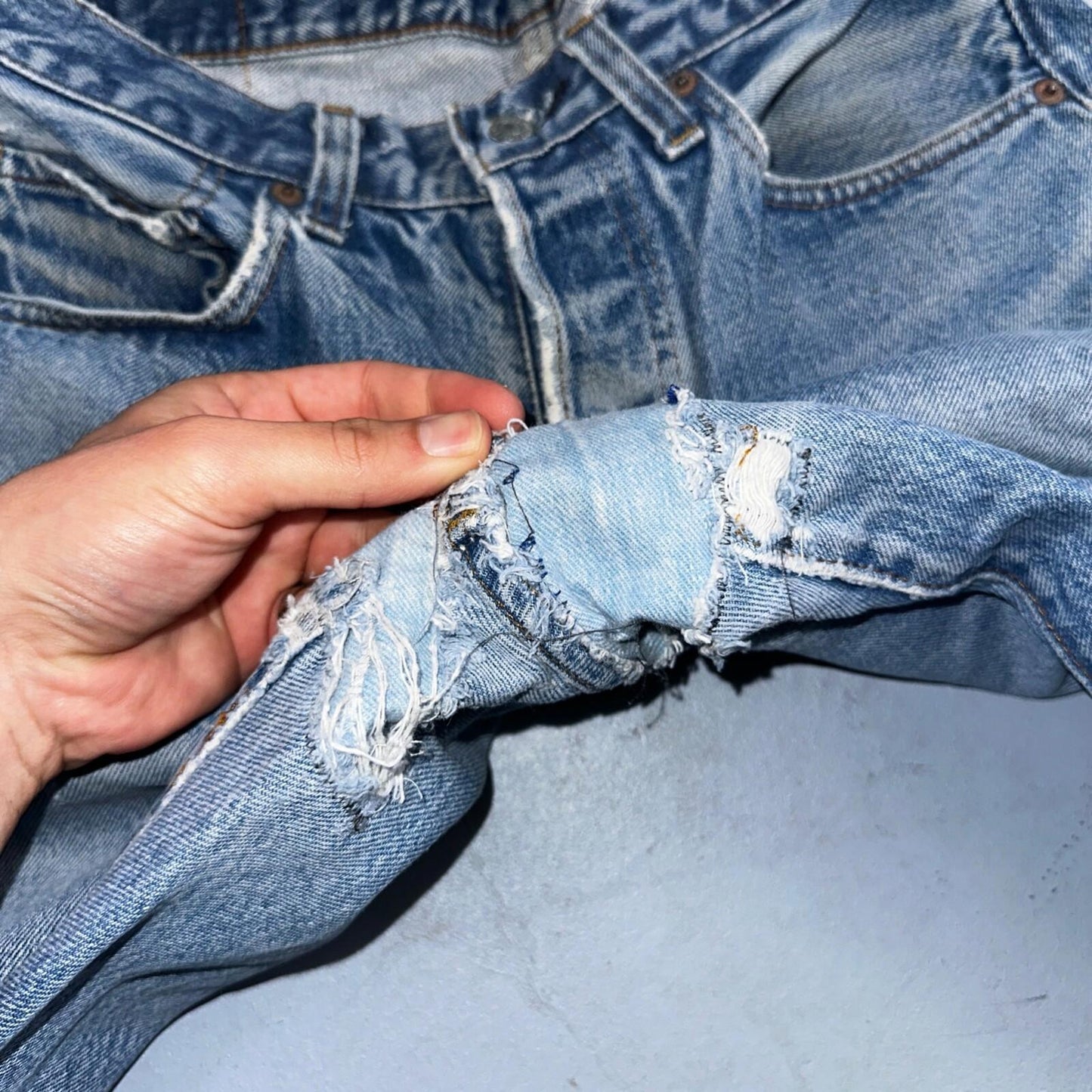 Levis 501 Vintage 80s Redline Selvedge USA XX Jeans Light Wash 32x33 Act 28x28