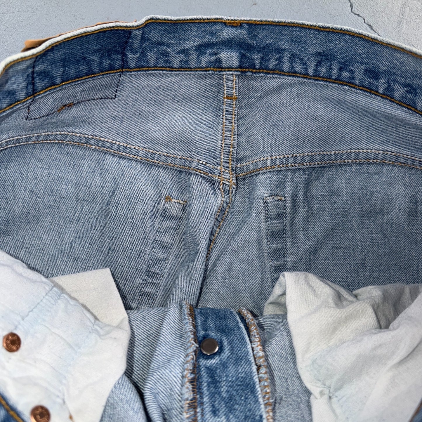 Levis 501 Vintage 90s USA XX Straight Leg Jeans Blue Light Wash 38x32 Act 35x28