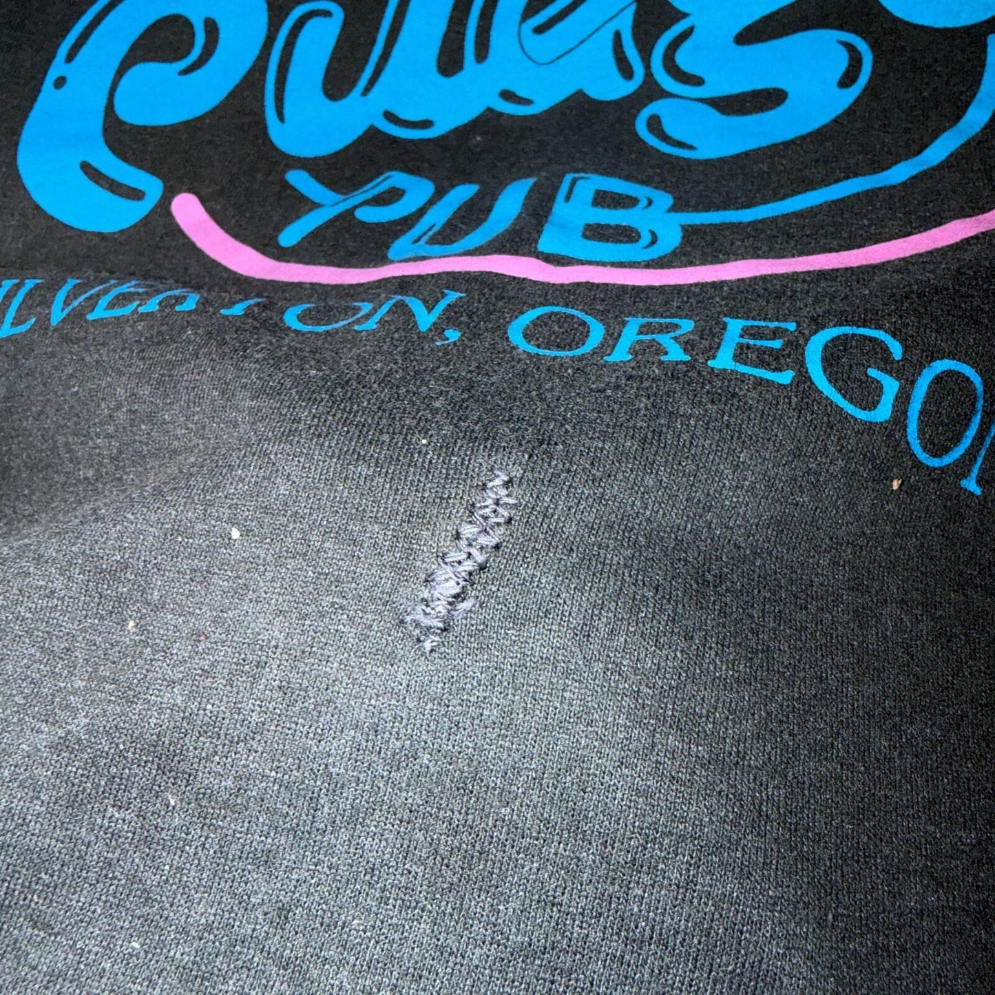 Pudges Pub Silverton VTG T Shirt 90s Oregon Portland Food PDX Drinking Black