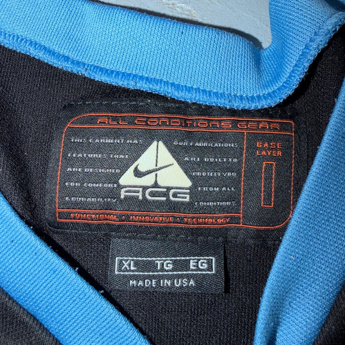 Nike ACG Base Layer Shirt XL Black Blue Comfort & Durability Outdoor Y2K 90s