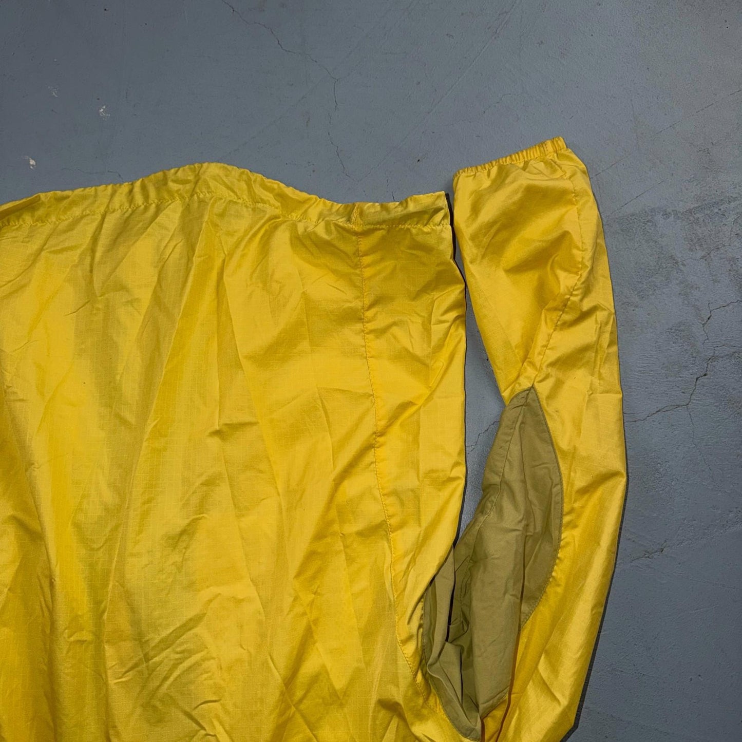 Patagonia Womens Jacket Yellow Medium Velocity Shell Windbreaker 90s VTG Hiking