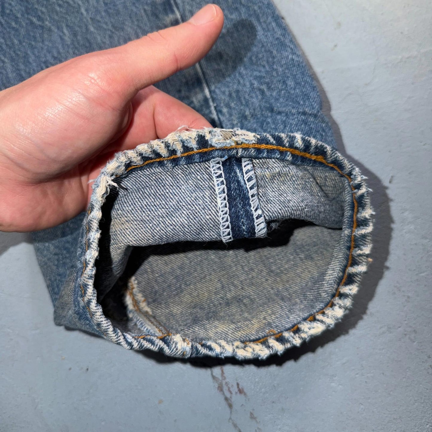 Levis 501 Vintage 80s USA XX Straight Leg Jeans Blue Med Wash 33x32 Act 31x31