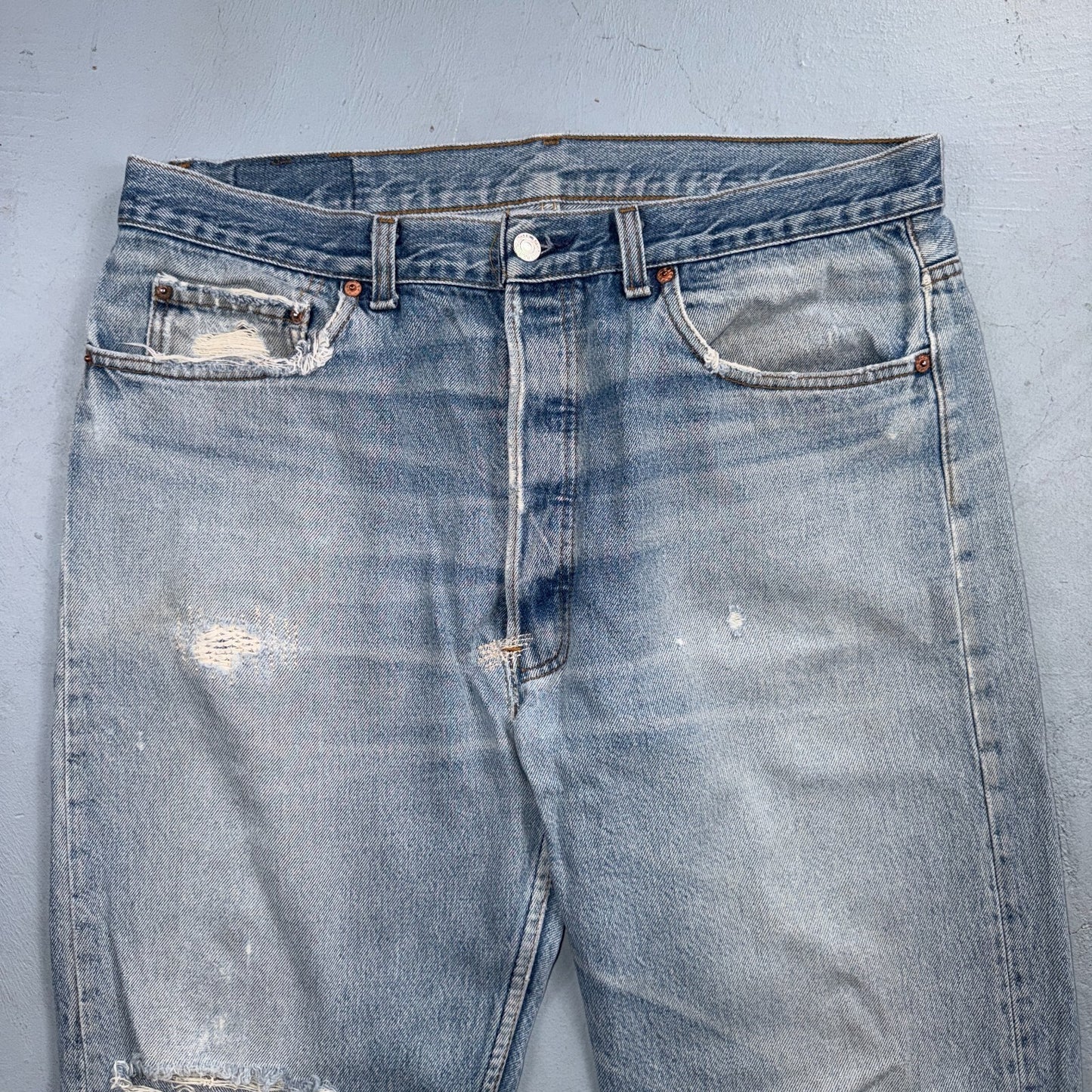 Levis 501 Vintage 80s USA XX Straight Leg Jeans Blue Light Wash 38x36 Act 36x32