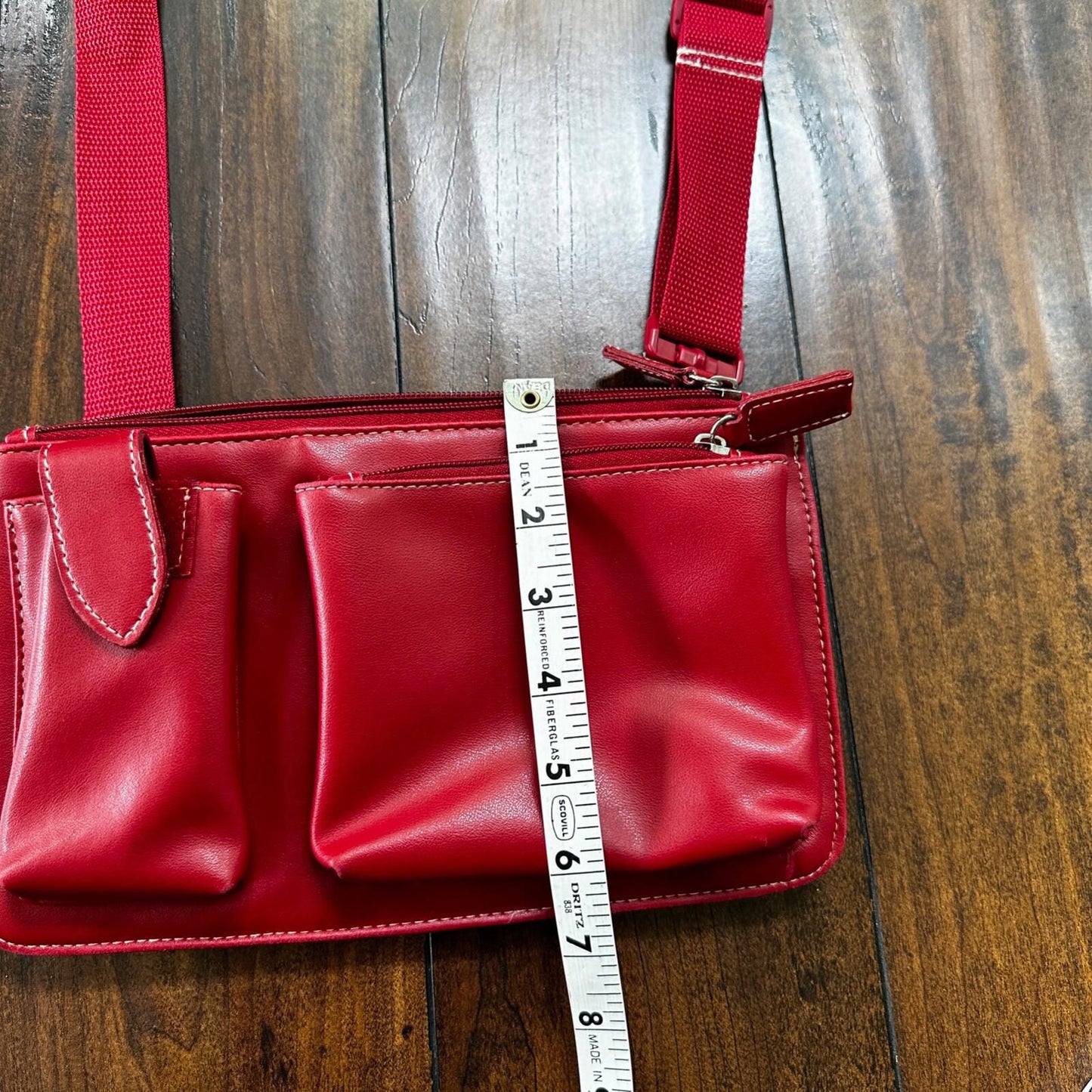 Women’s Crossbody Bag Medium Pockets Purse RED Color VTG 1980s 80s