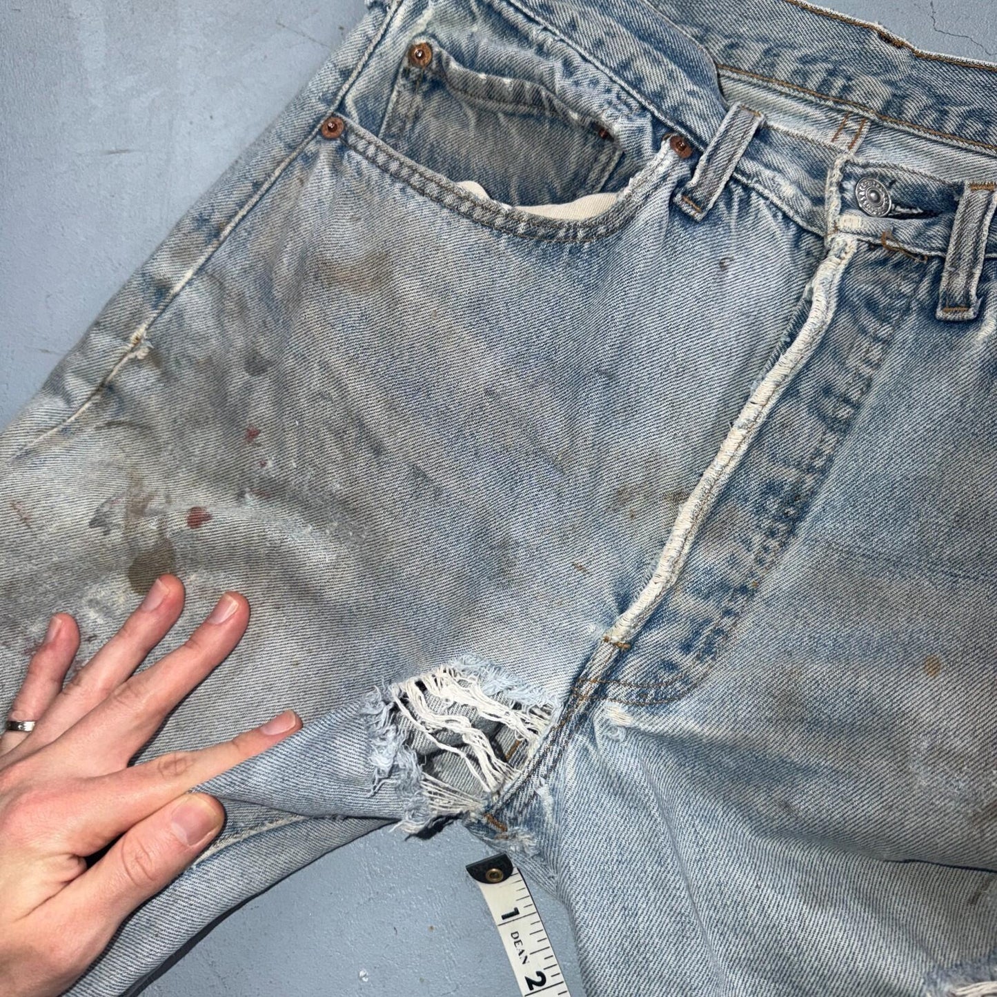 Levis 501 Vintage 80s Redline Selvedge USA XX Jeans Thrashed 32x36 Act 30x32