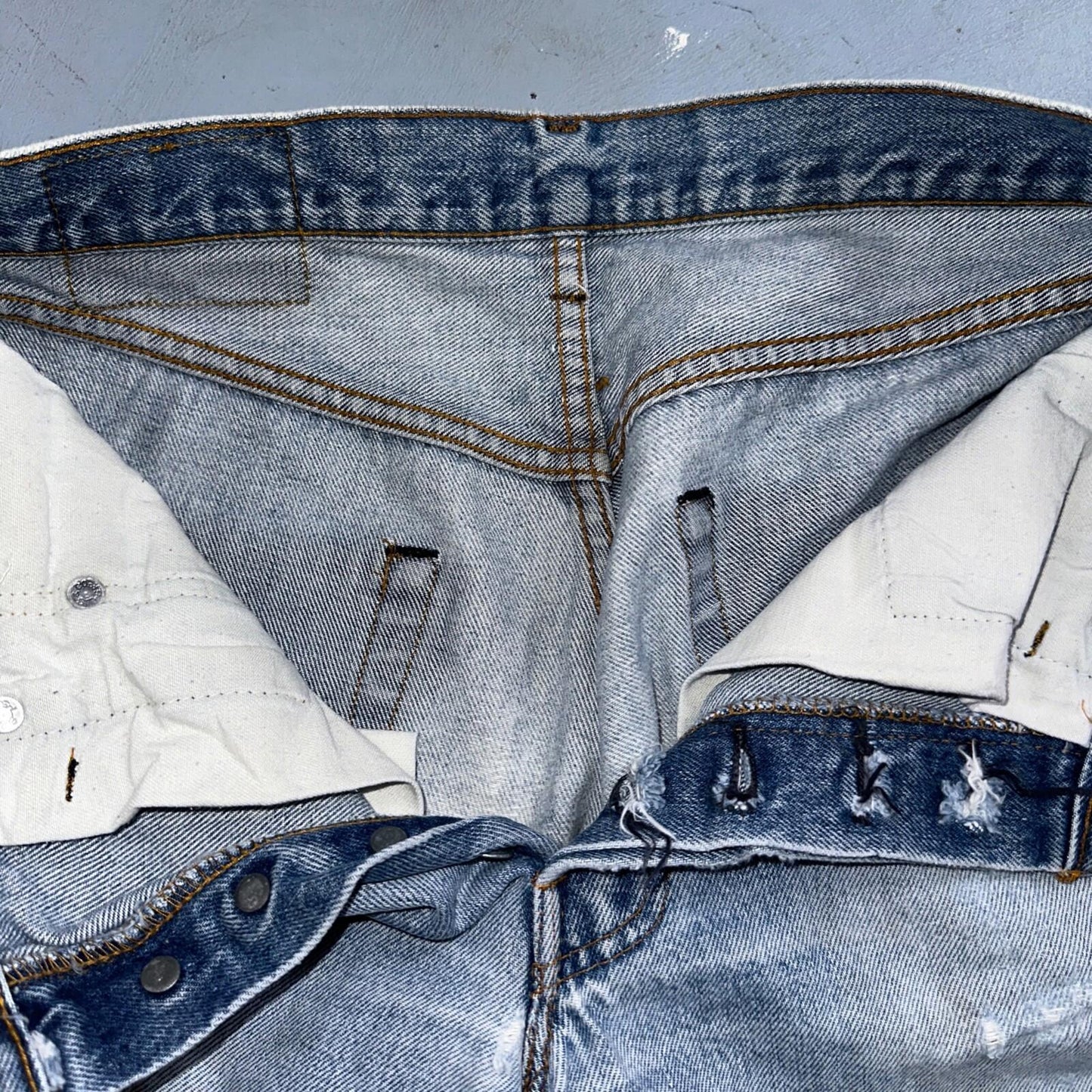 Levis 501 Vintage 80s Redline Selvedge USA XX Jeans Light Wash 30x34 Act 28X30