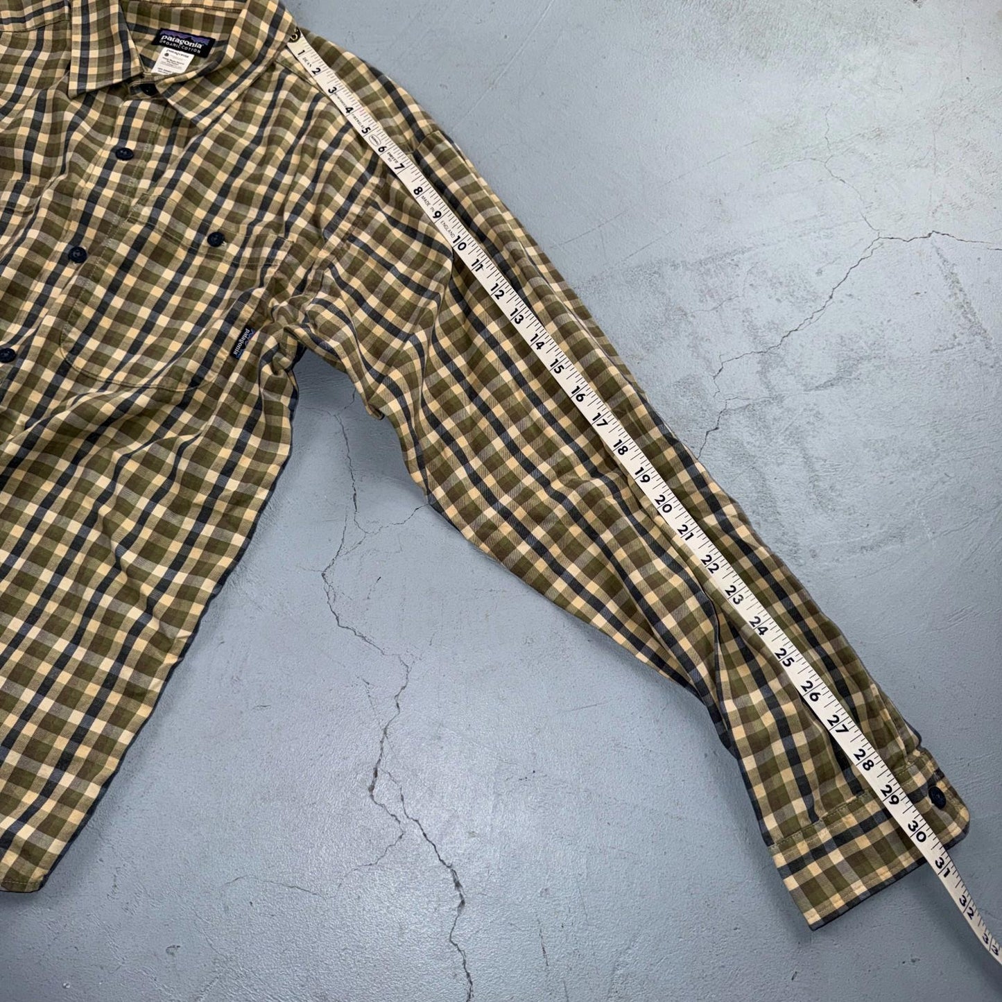 Patagonia Button Front Shirt Mens M Brown Plaid Organic Cotton Long Sleeve