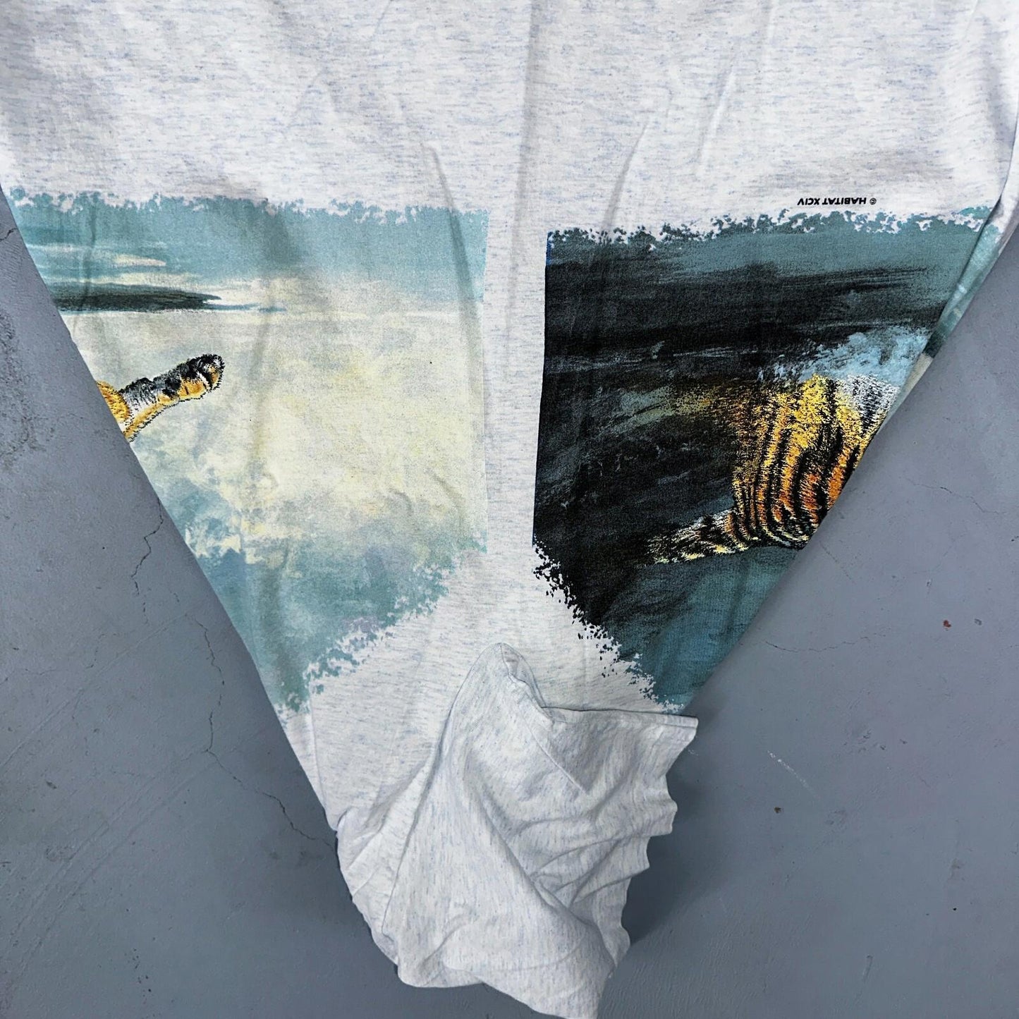 Tiger 90s AOP VTG T Shirt Front Back Nature Love Animals Stripes Single Stitch