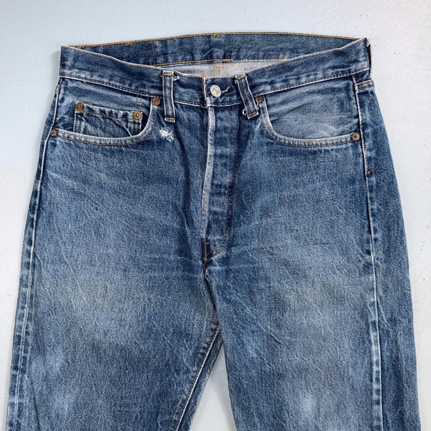 Levis 501 Vintage 80s Redline Selvedge USA XX Jeans Light Wash 33x32 Act 30x28