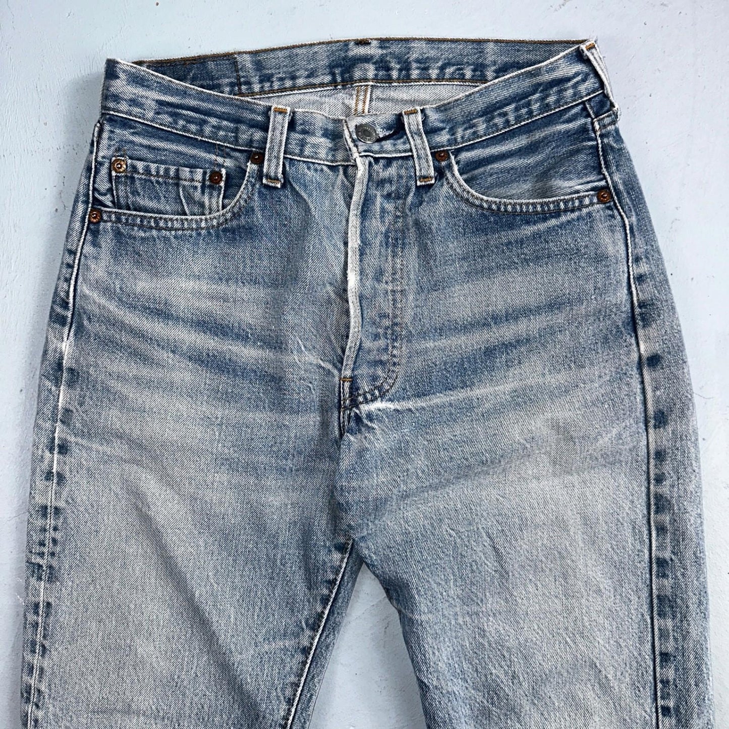 Levis 501 Vintage 80s Redline Selvedge USA Light Wash Jeans 31x36 Act 29x32