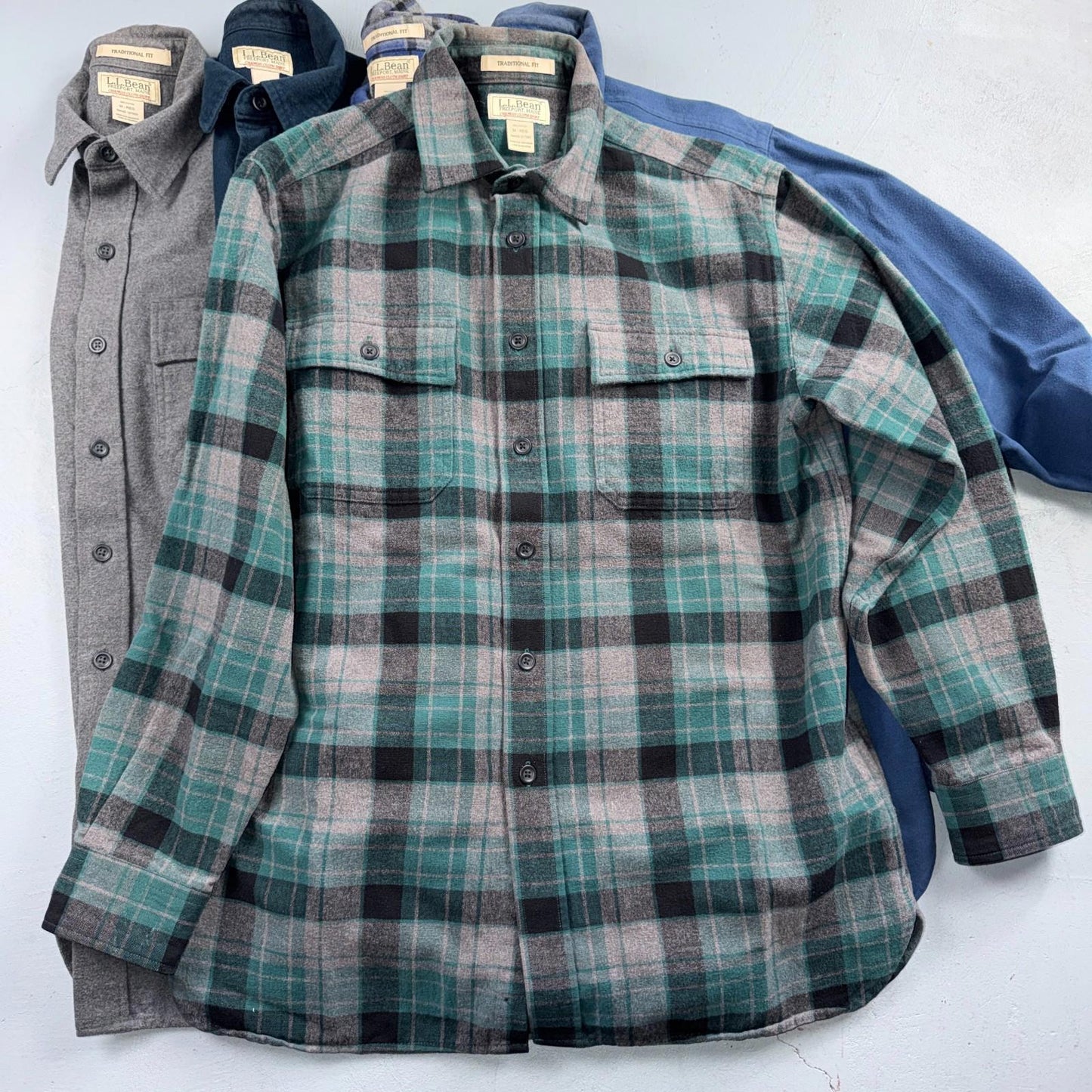 LL Bean Lot of 7 Mens M Shirts Chamois Cloth Flannel Pockets VTG Y2K Heavyweight