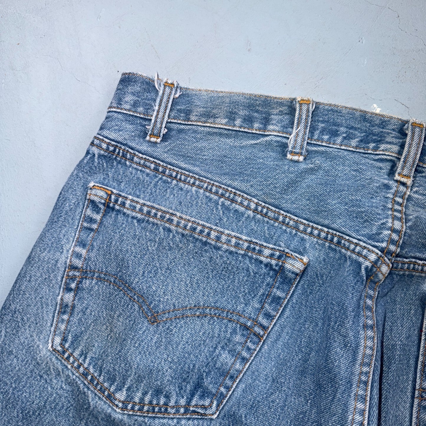 Levis 501 Vintage 80s USA XX Straight Leg Jeans Blue Light Wash 42x32 Act 40x31