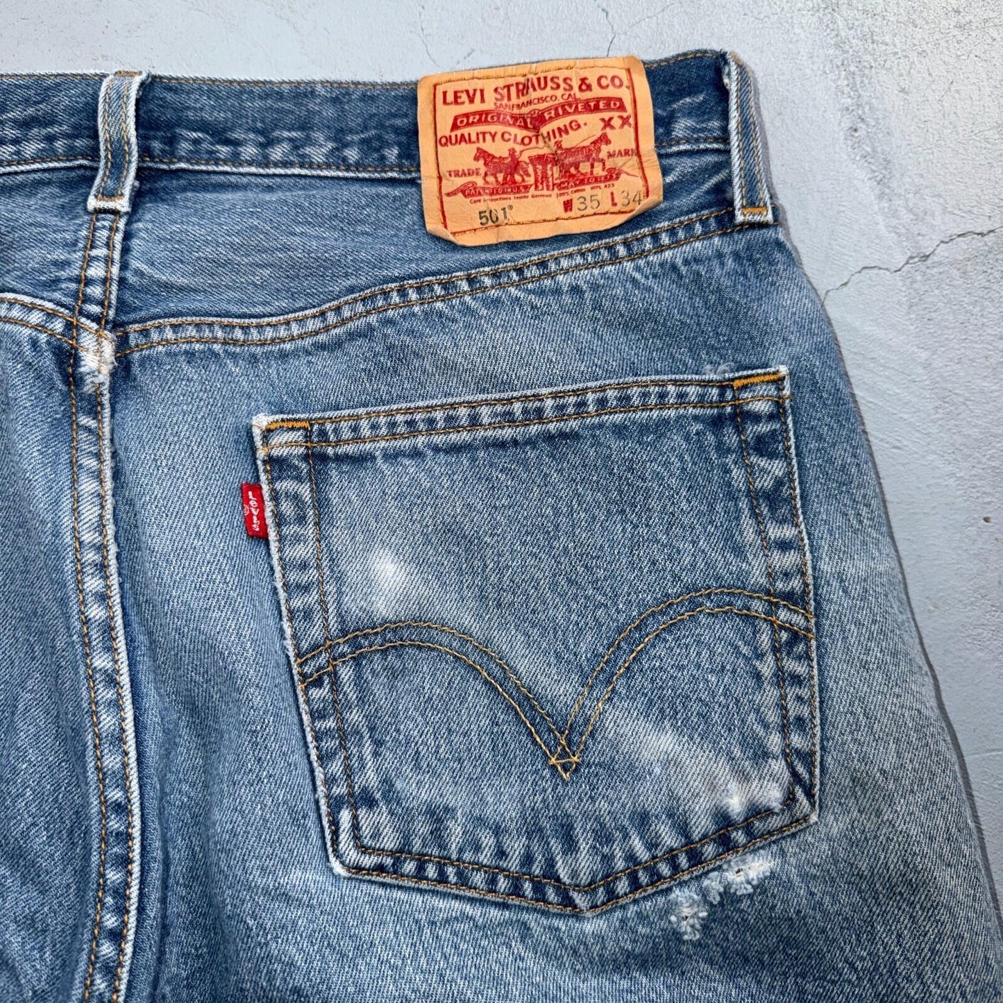 Levis 501 Vintage Y2K XX Straight Leg Jeans Blue Light Wash 35x34 Act 33x31