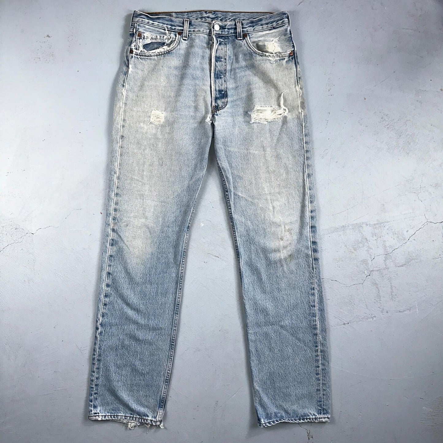 Levis 501 Vintage 90s USA XX Straight Leg Jeans Blue Light Wash 34x34 Act 32x33