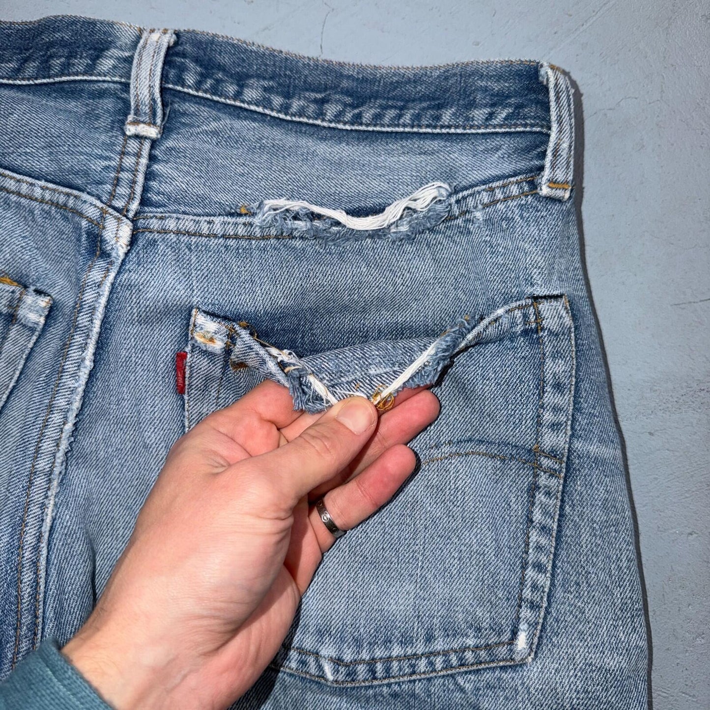 Levis 501 Vintage 80s Redline Selvedge USA XX Jeans Light Wash 33x34 Act 30x30