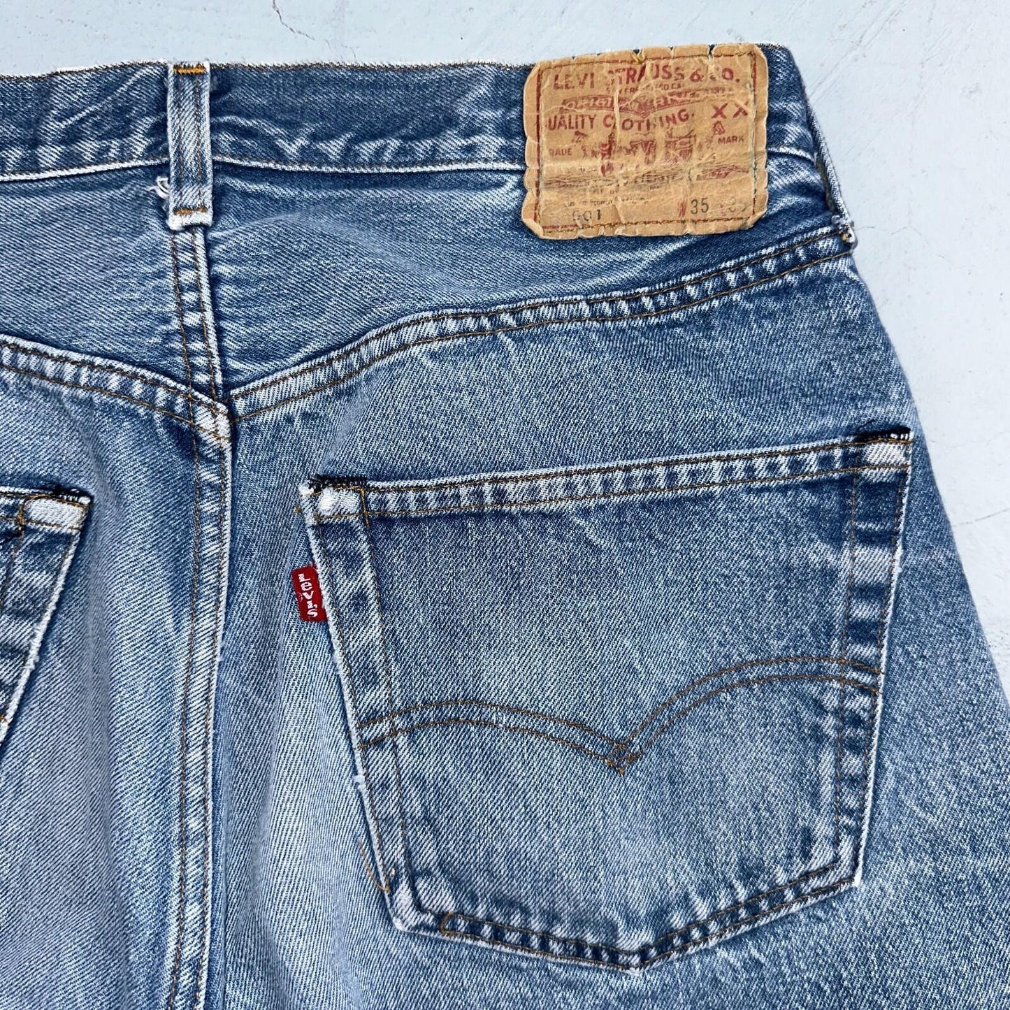 Levis 501 Vintage 80s Redline Selvedge USA XX Jeans Light Wash 35x36 Act 31x31