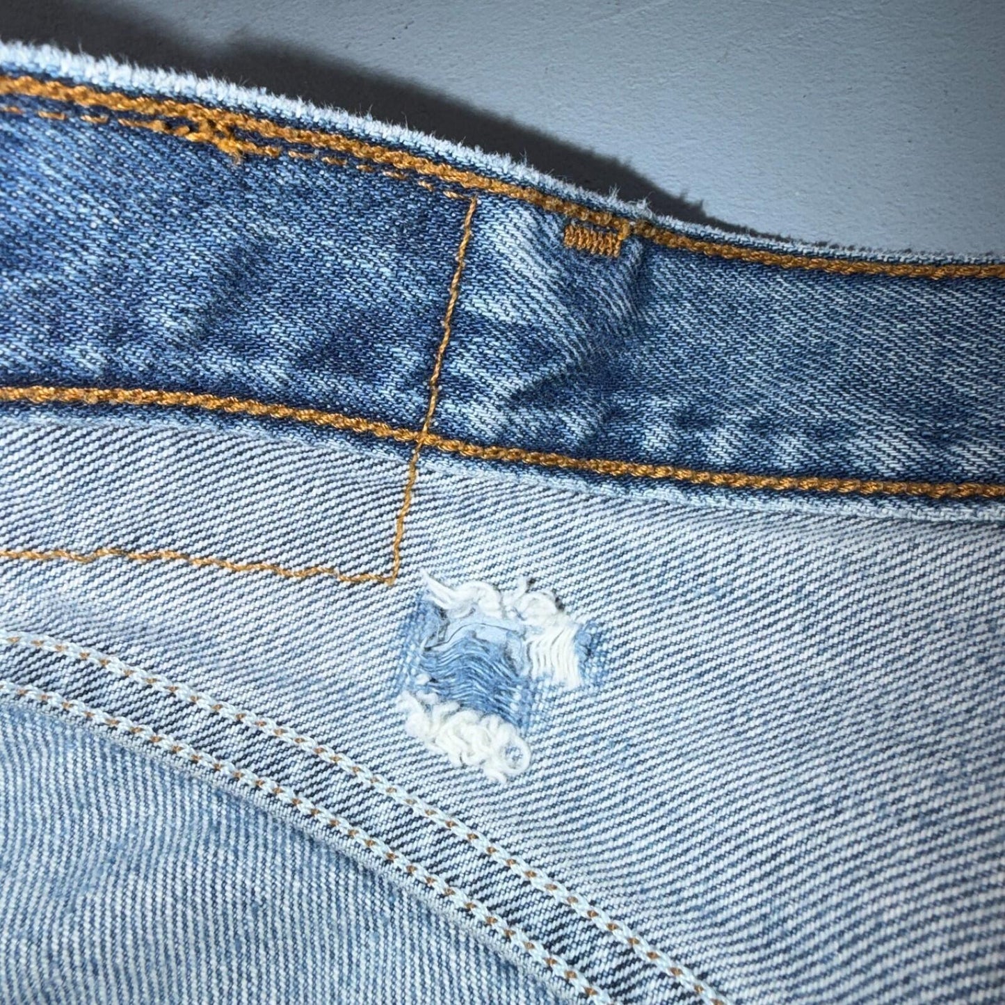 Levis 501 Vintage Y2K XX Straight Leg Jeans Blue Light Wash 40x32 Act 40x30