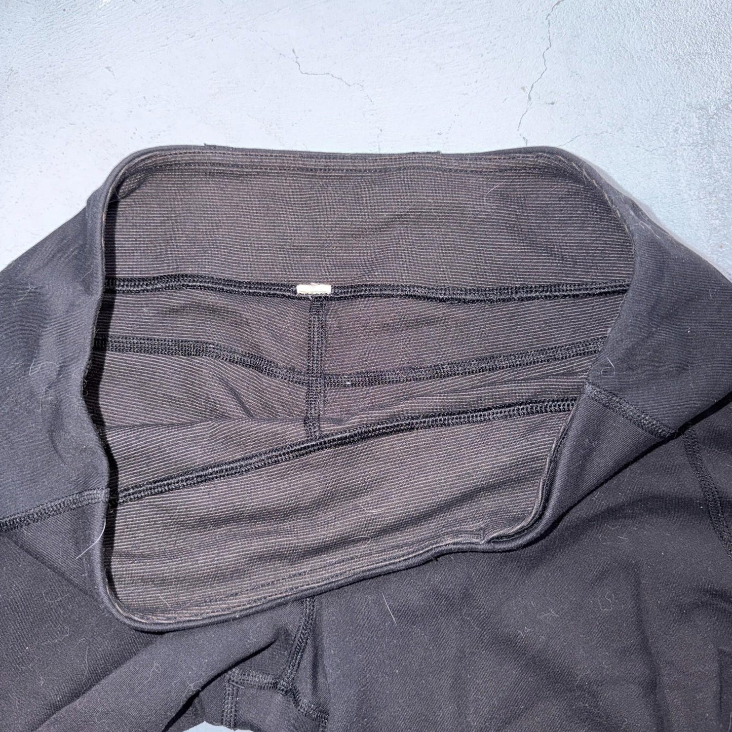 Lululemon Yoga Pants Lightweight in Black Womens Size Unknown Gym Training