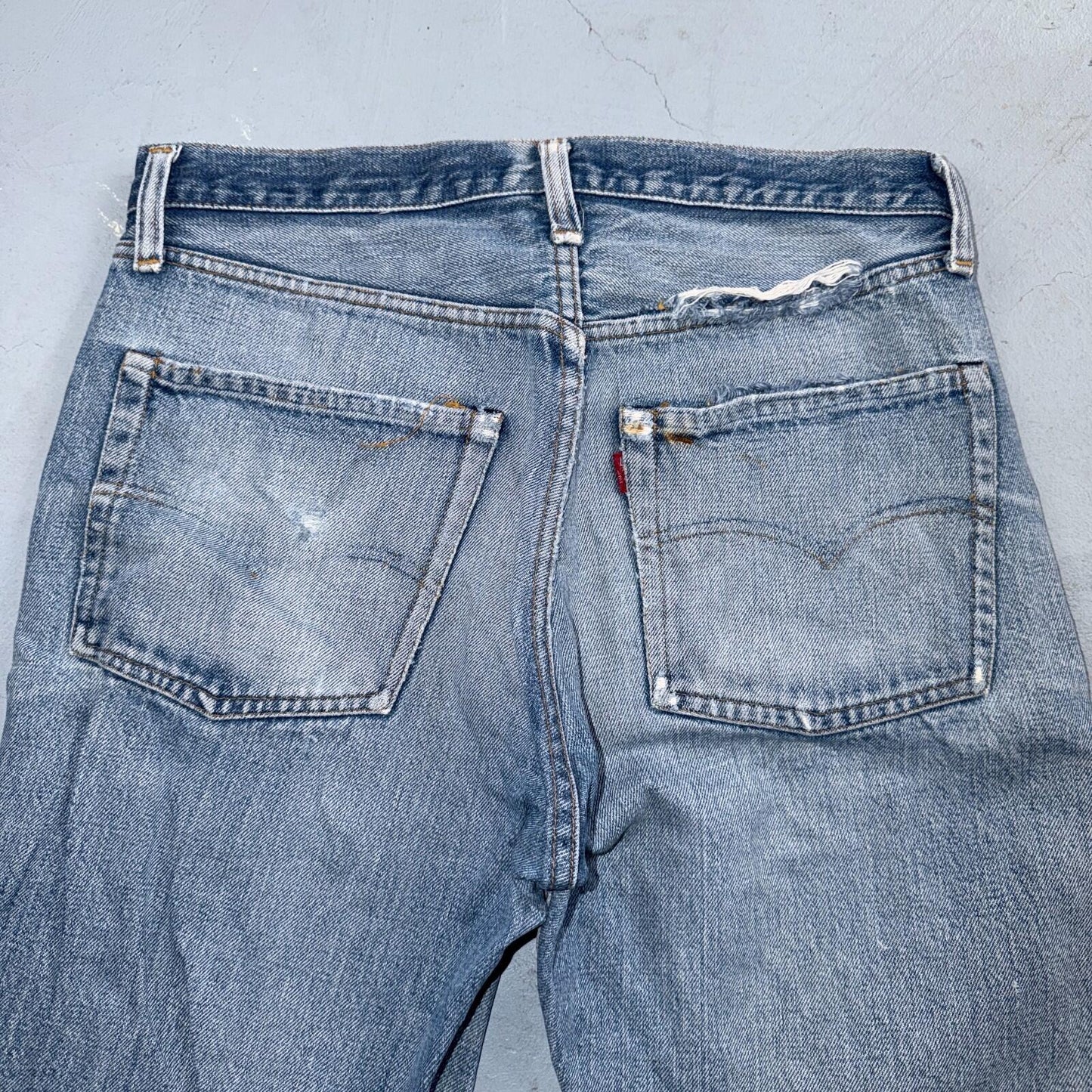 Levis 501 Vintage 80s Redline Selvedge USA XX Jeans Light Wash 33x34 Act 30x30