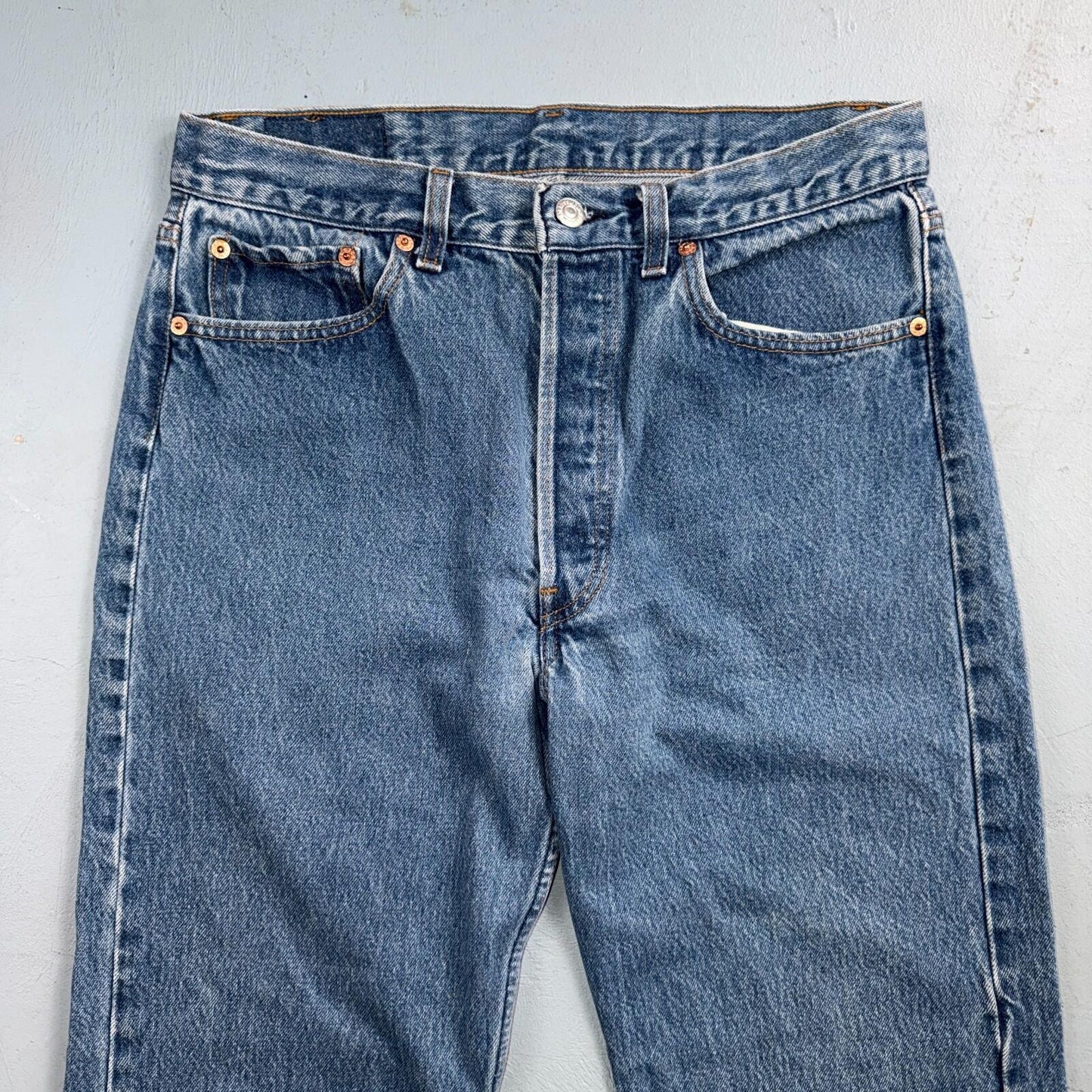 Levis 501 Vintage 80s USA XX Straight Leg Jeans Blue Light Wash 33x34 Act 31x32