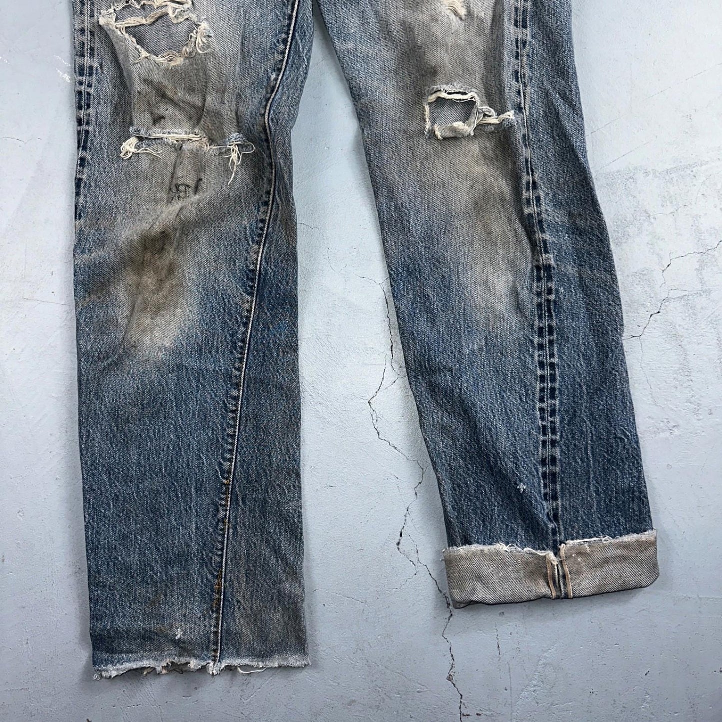 Levis 501 Vintage 80s Redline Selvedge USA Light Jeans Thrashed 32x36 Act 29x32