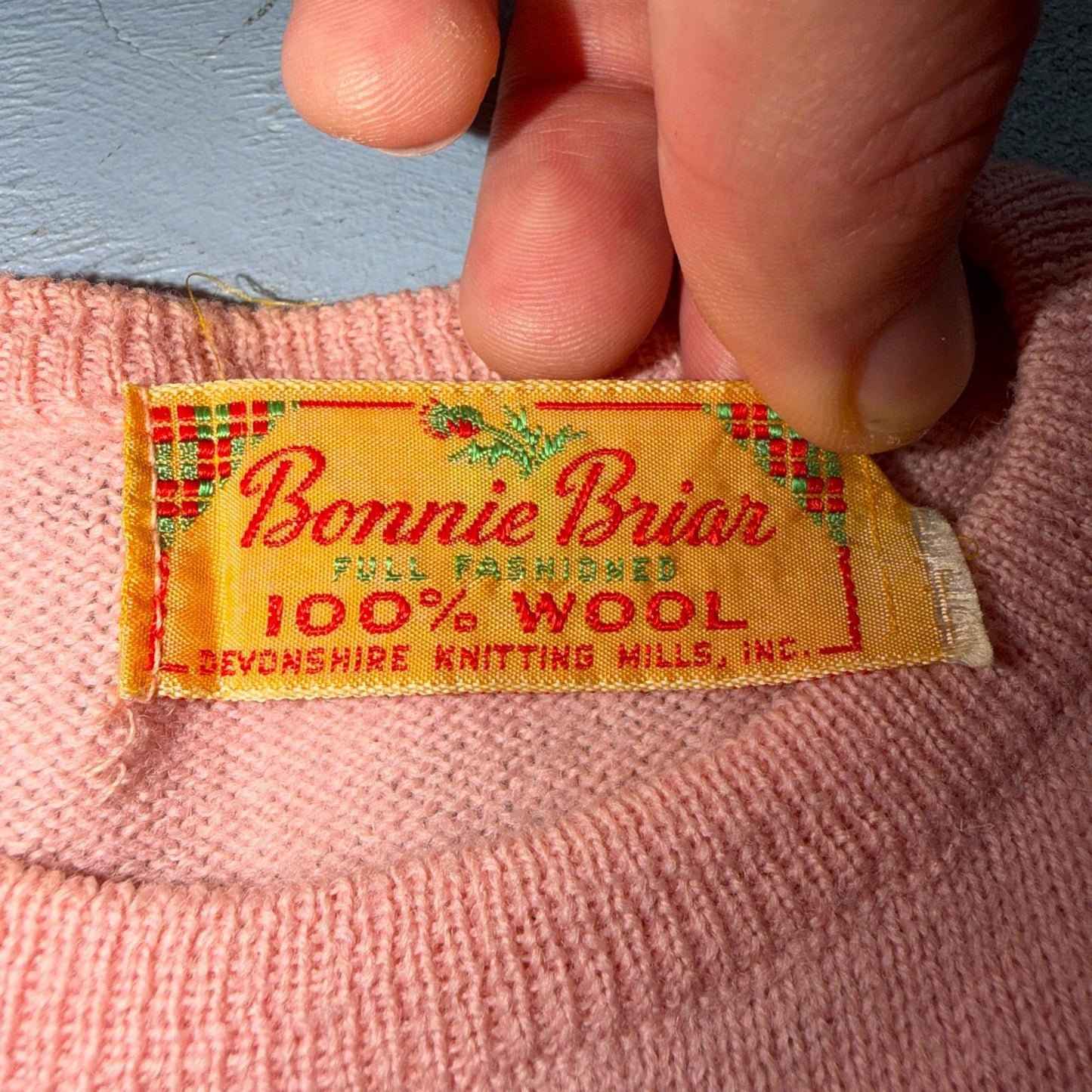 VTG 1940s 1950s Wool Pullover Sweater Rockabilly Womens Knit Pink Bonnie Brian